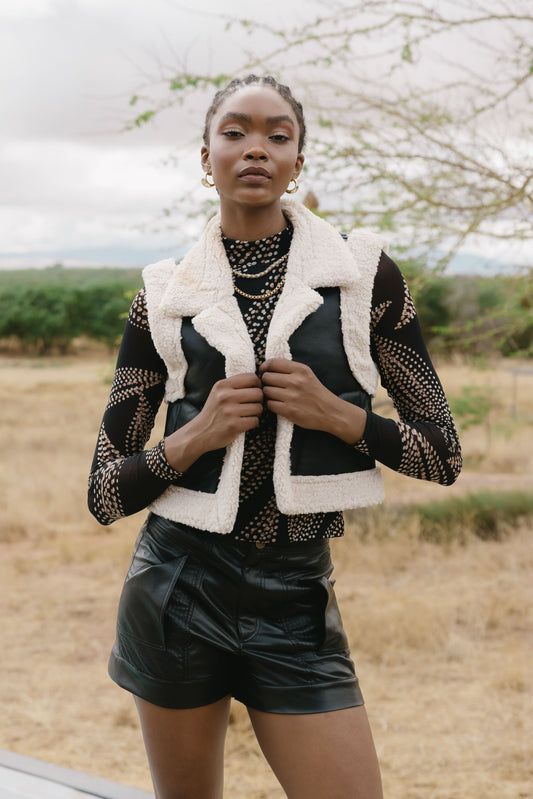 Cove Vest in Cream / Black