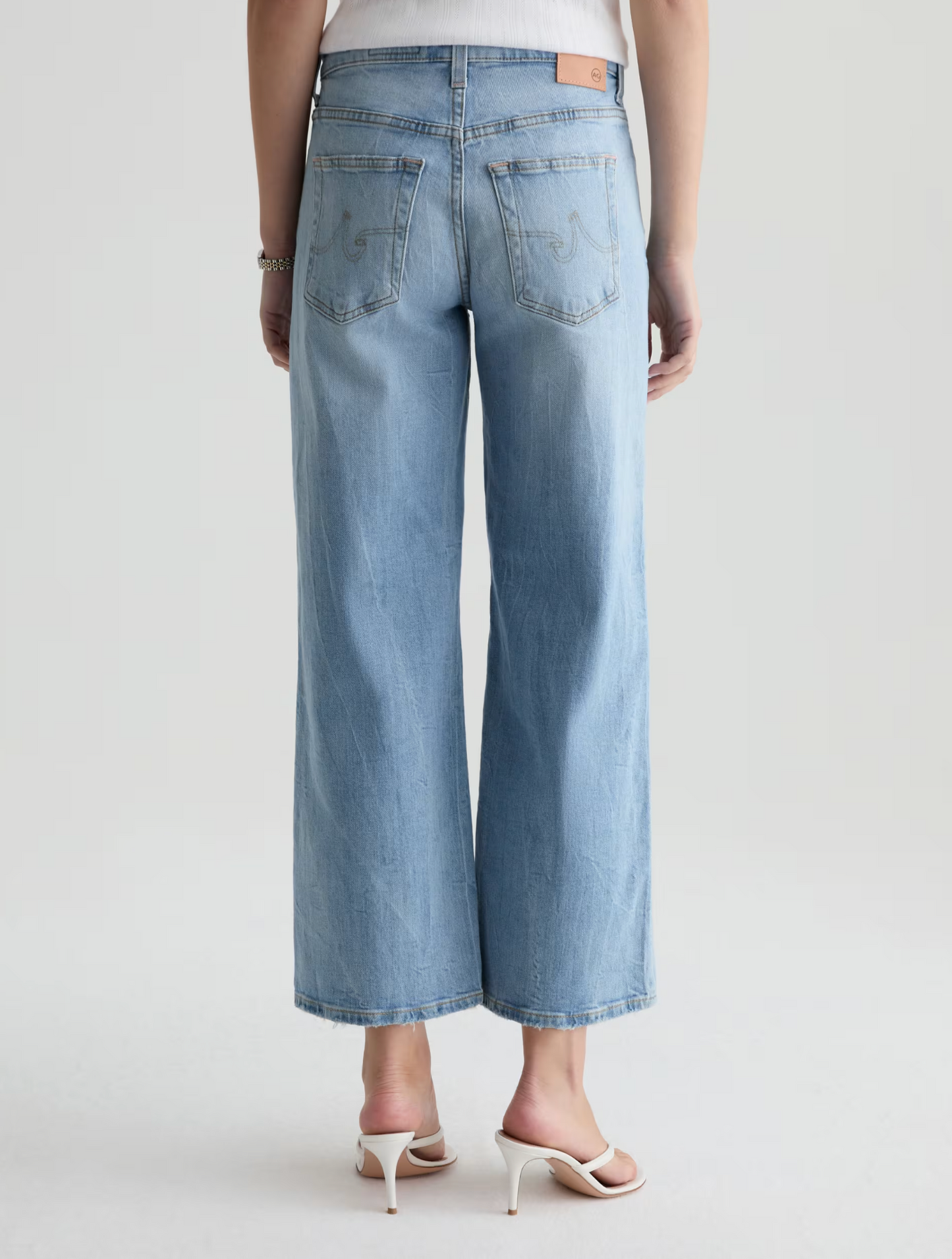 SAIGE WIDE LEG CROP JEAN