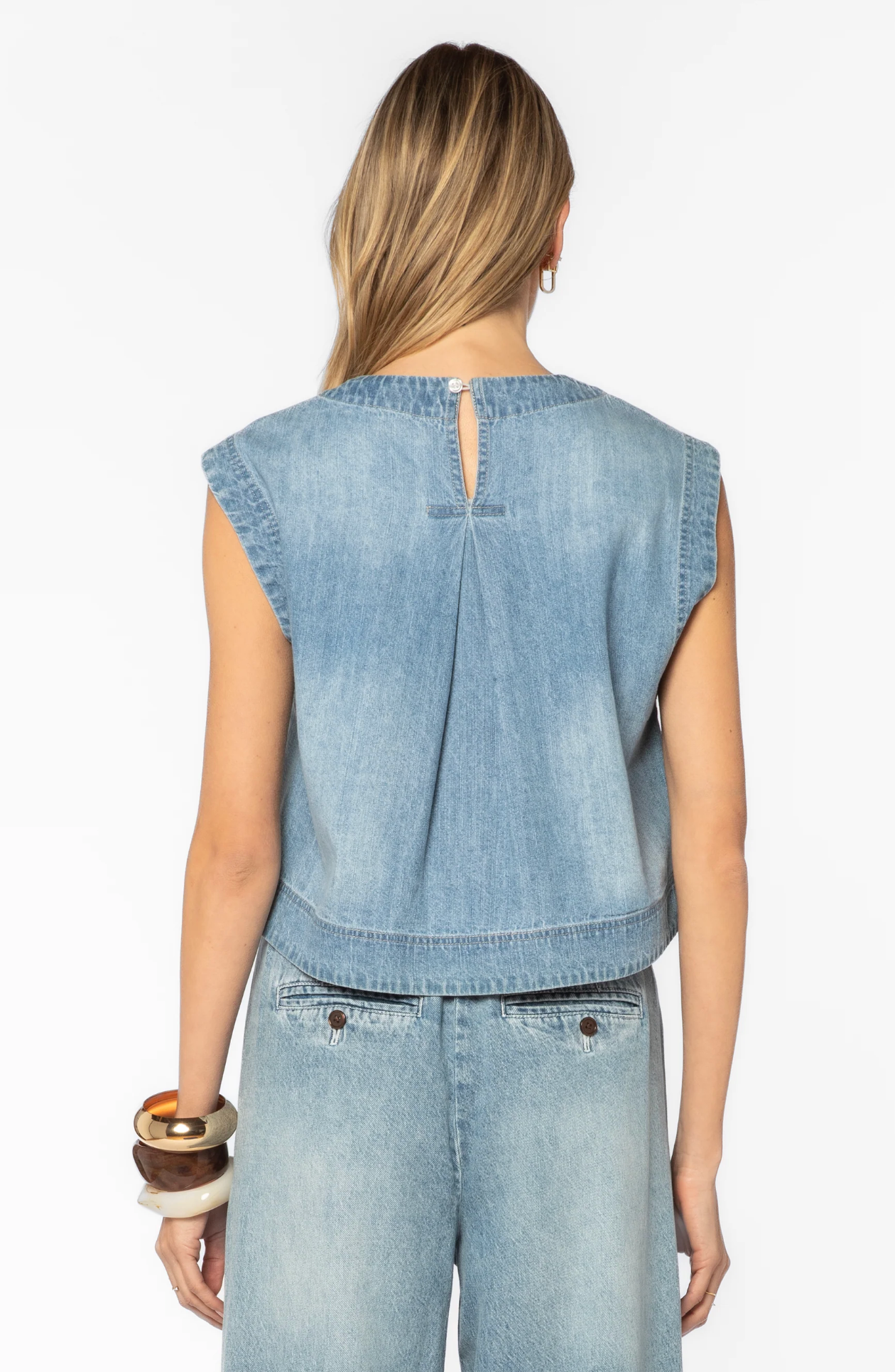 MYKA SLEEVELESS TOP