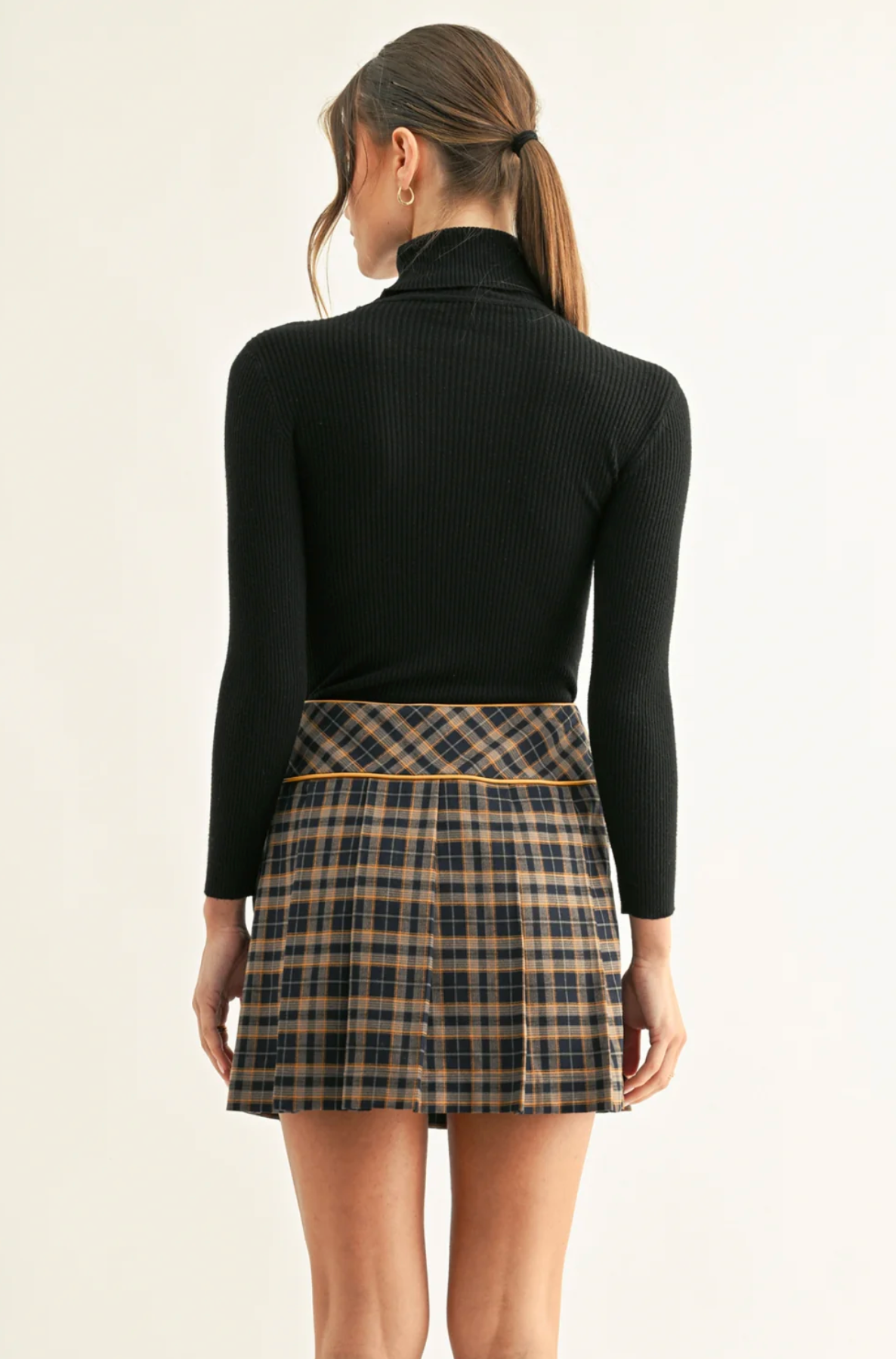 JONA CONTRAST PIPING PLEATED MINI SKIRT