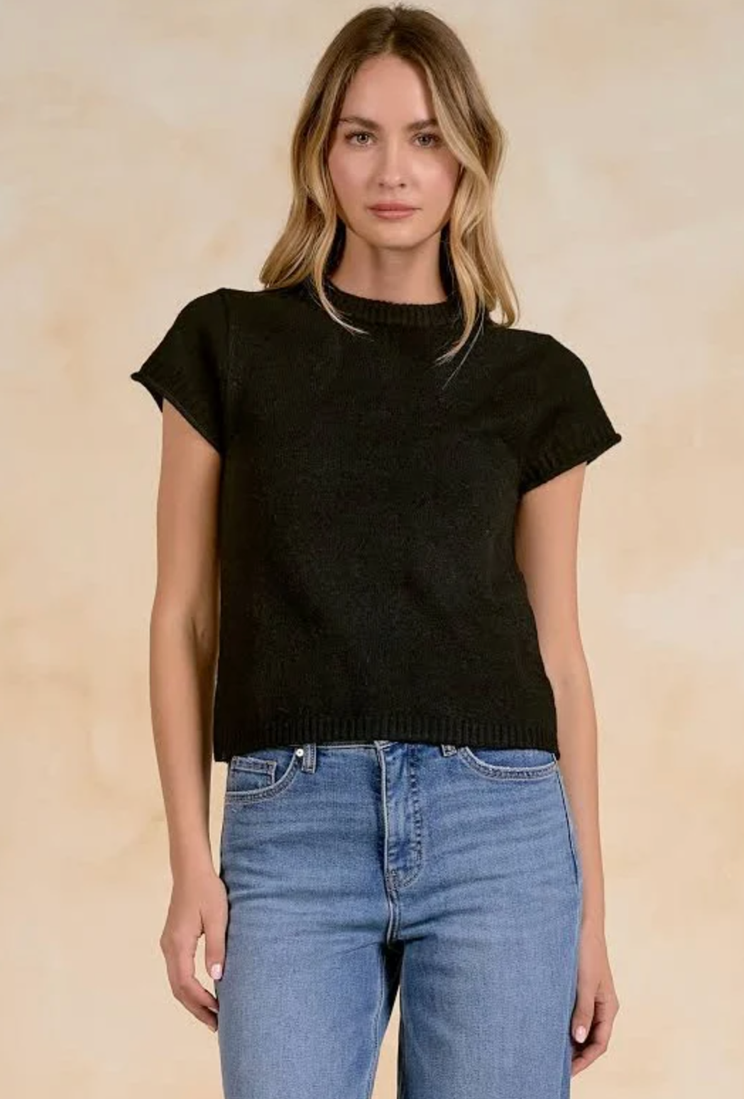 CREWNECK SHORT SLEEVE SWEATER TOP