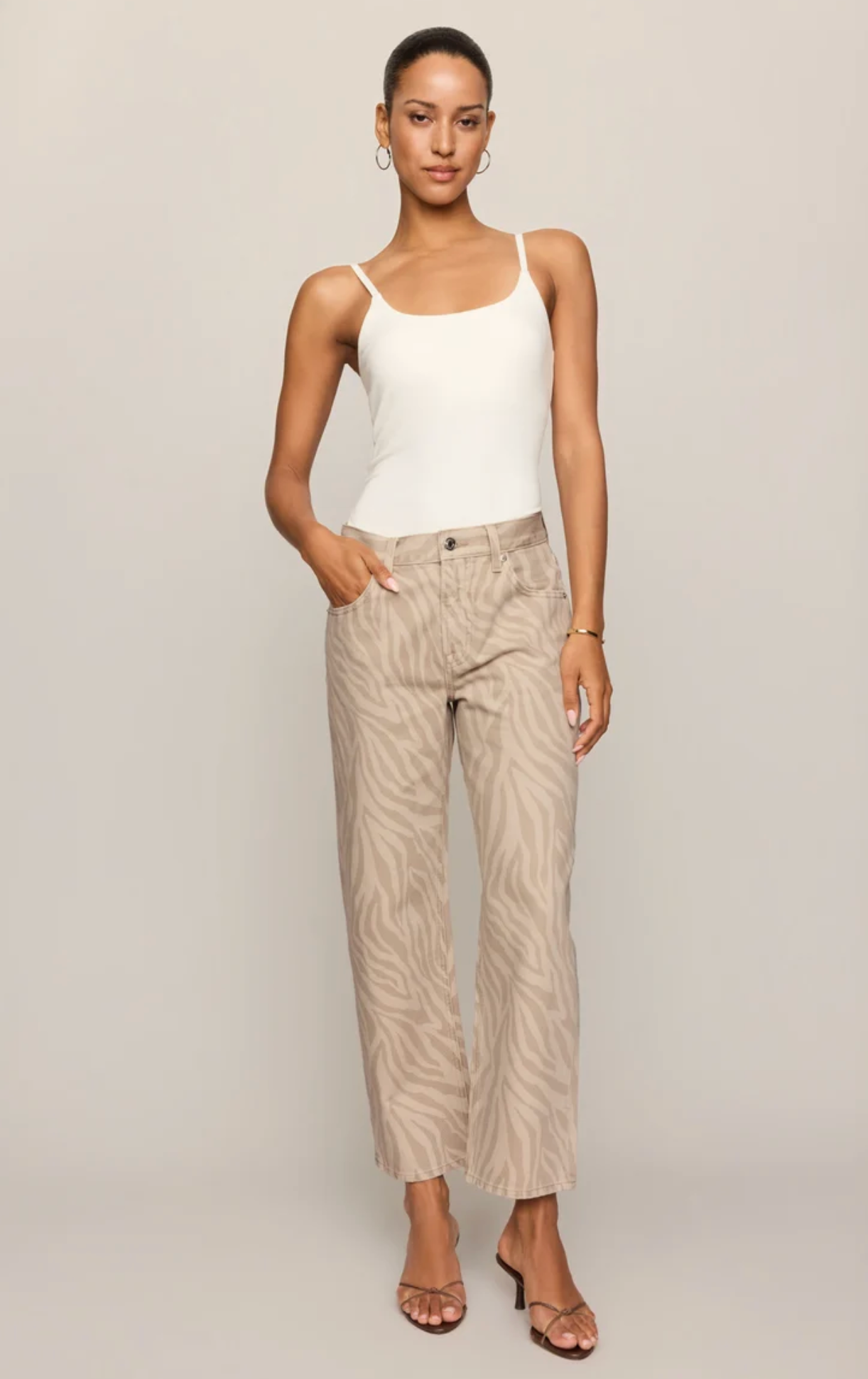 THE OFF DUTY MID-RISE BOWED ANKLE DENIM