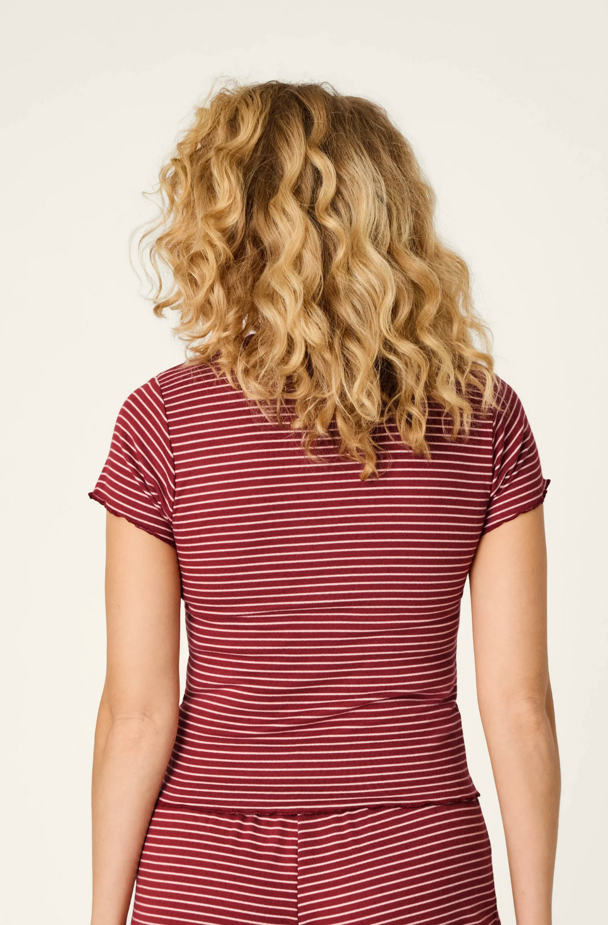 PRETTY STRIPES SHORT SLEEVE TOP