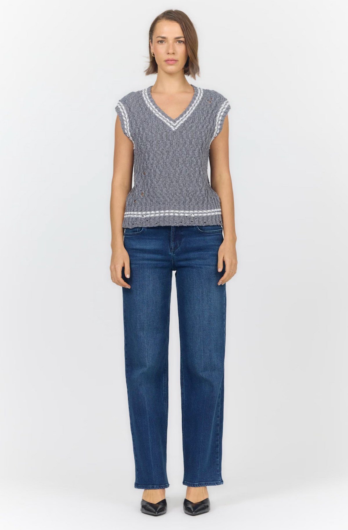 ARIAH V-NECK VEST