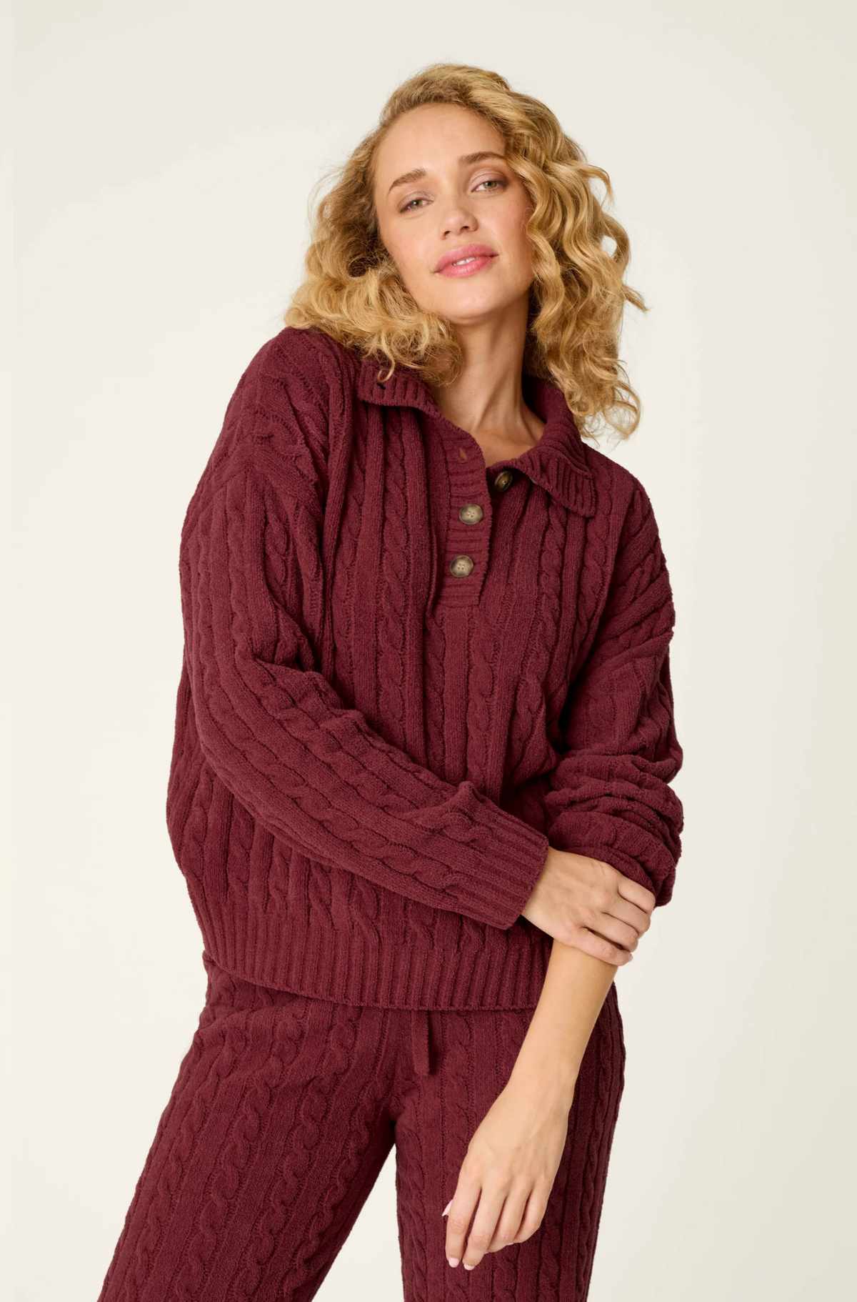 COZY CHENILLE CABLE KNIT V NECK SWEATER