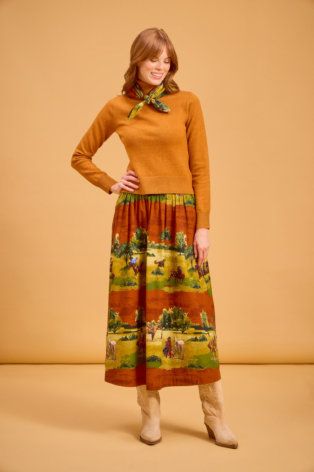 Erin Turtleneck, Saddle