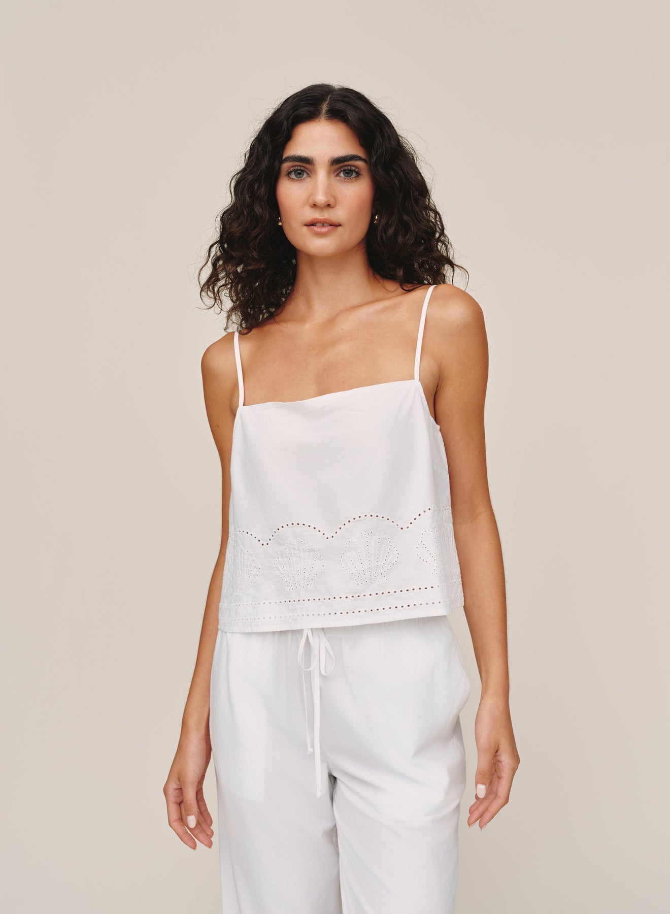 B20122-L29-304 - BUTTON BACK CAMI