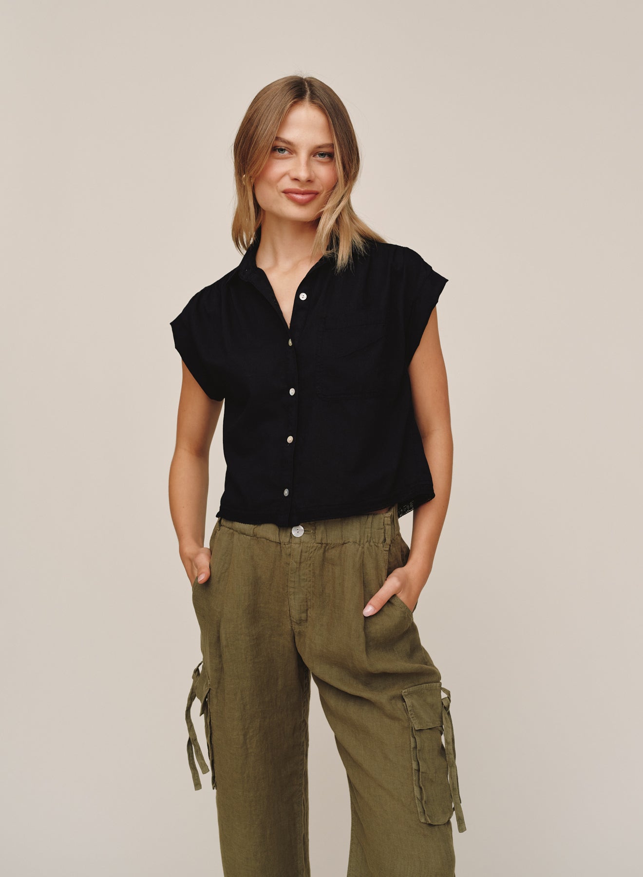B20165-L28-302 - CAP SLEEVE TRIMMED SHIRT