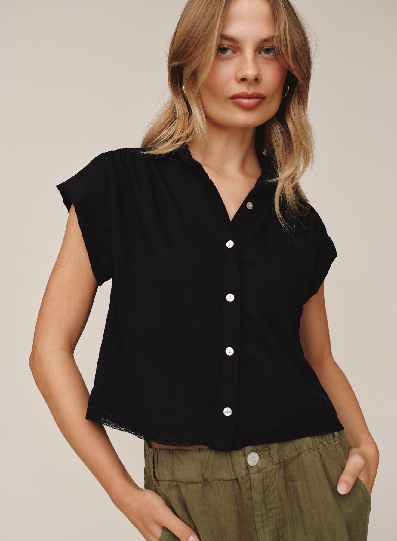 B20165-L28-302 - CAP SLEEVE TRIMMED SHIRT