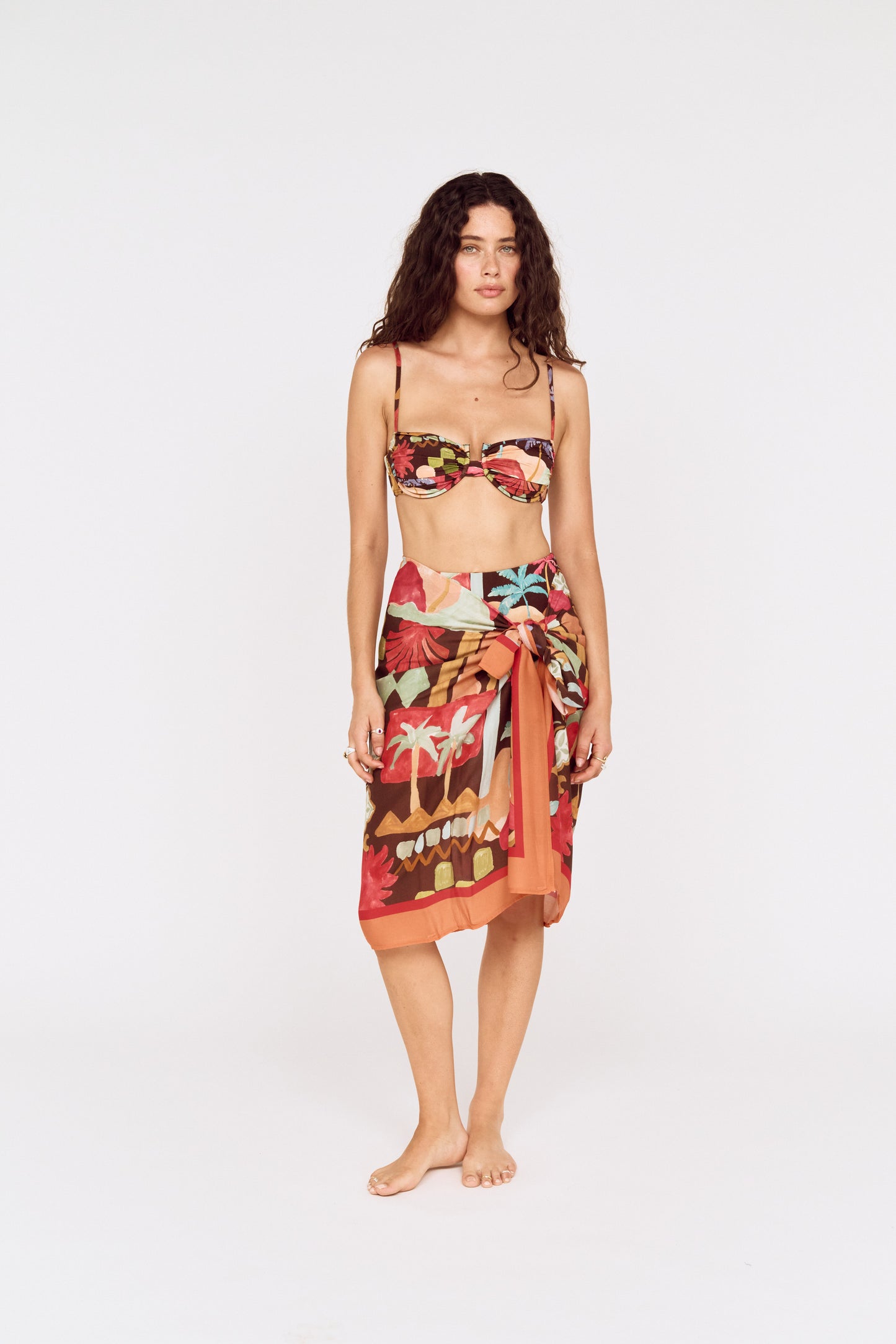 ISOLA SARONG