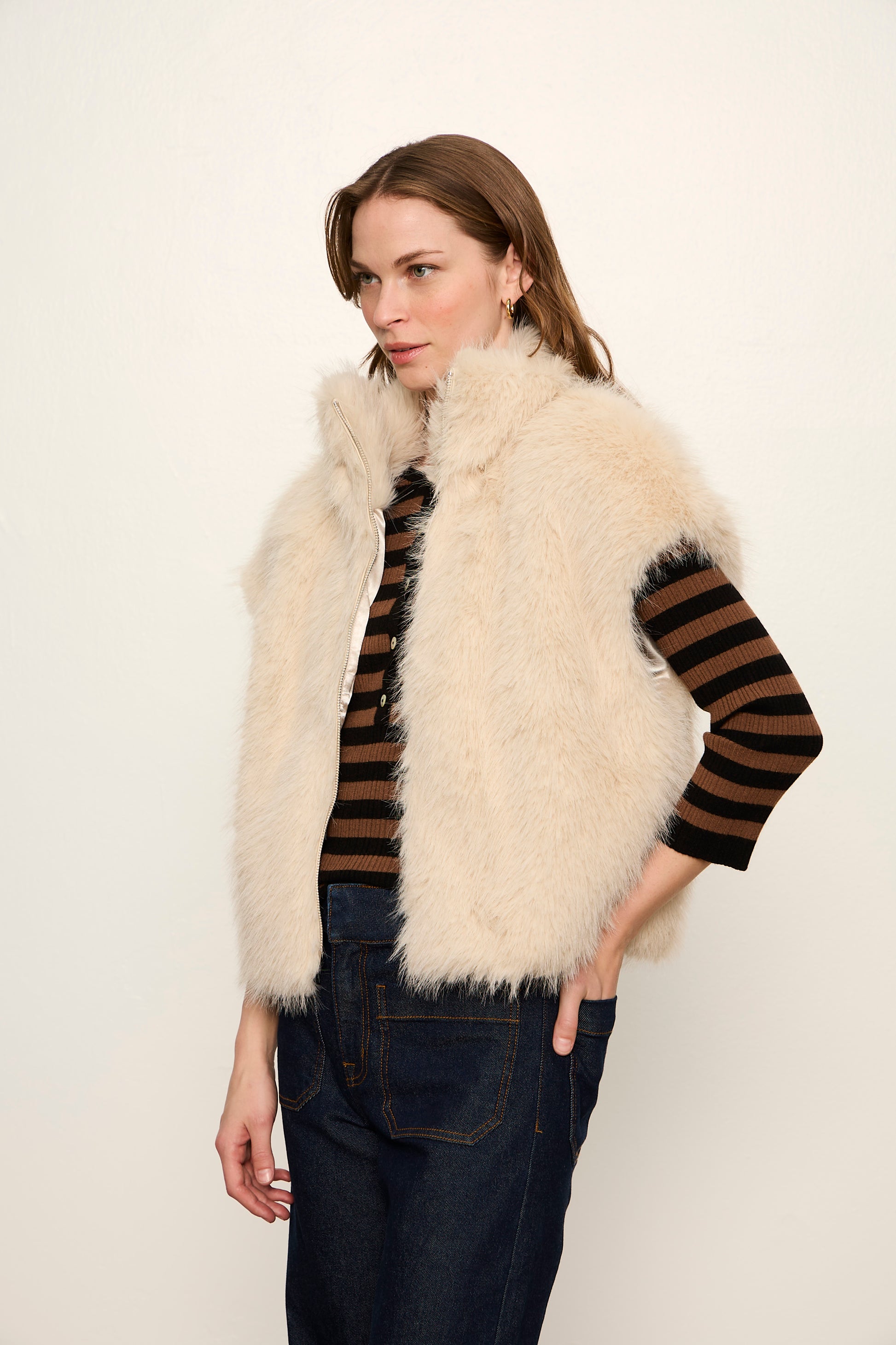 SILKY FUR VEST