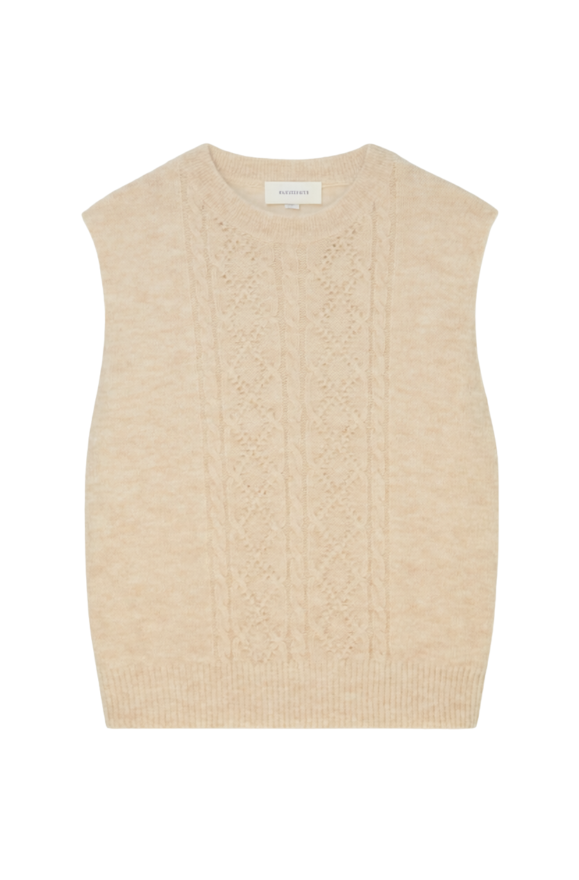 CABLE KNIT SLEEVELESS SWEATER