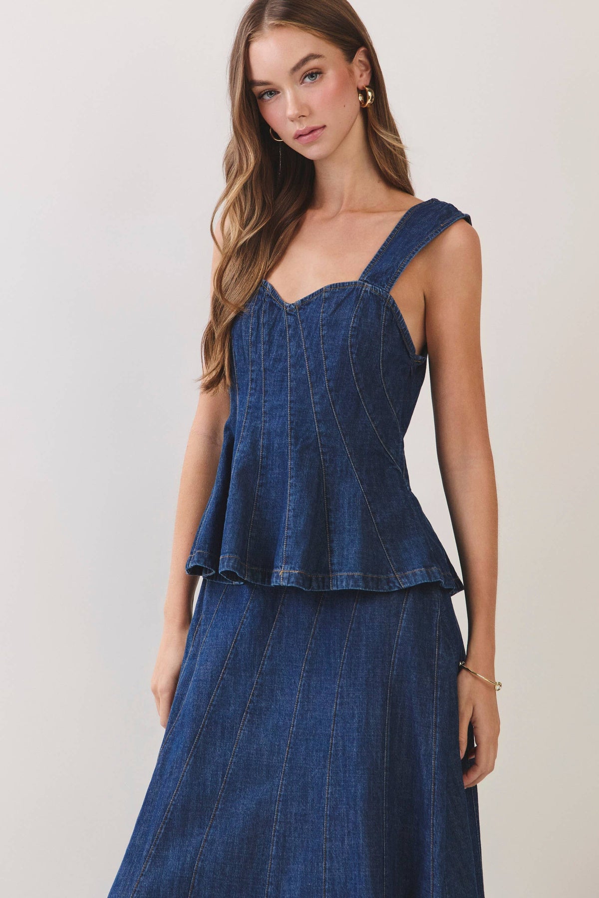 DENIM SWEETHEART PEPLUM TOP