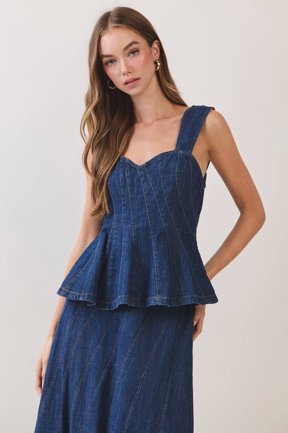 DENIM SWEETHEART PEPLUM TOP