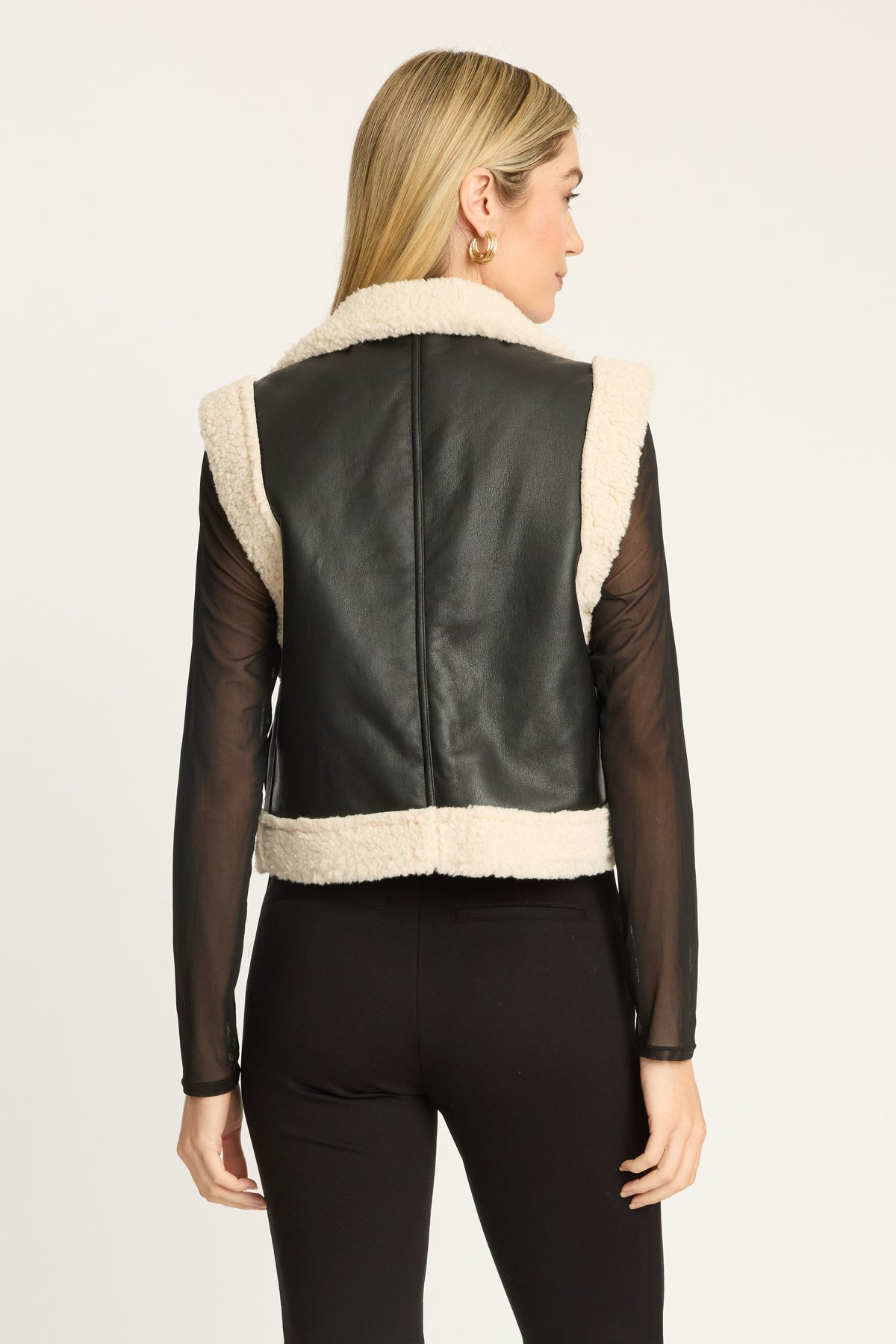Cove Vest in Cream / Black