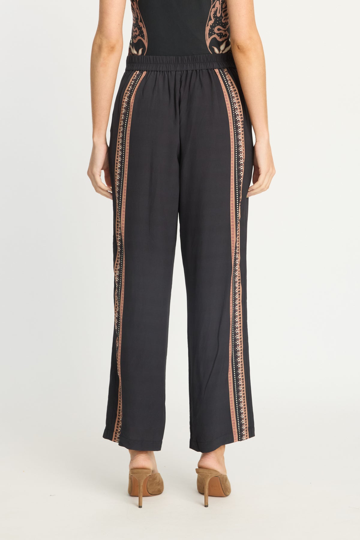 Max Pant in Crouching Cheetah Black