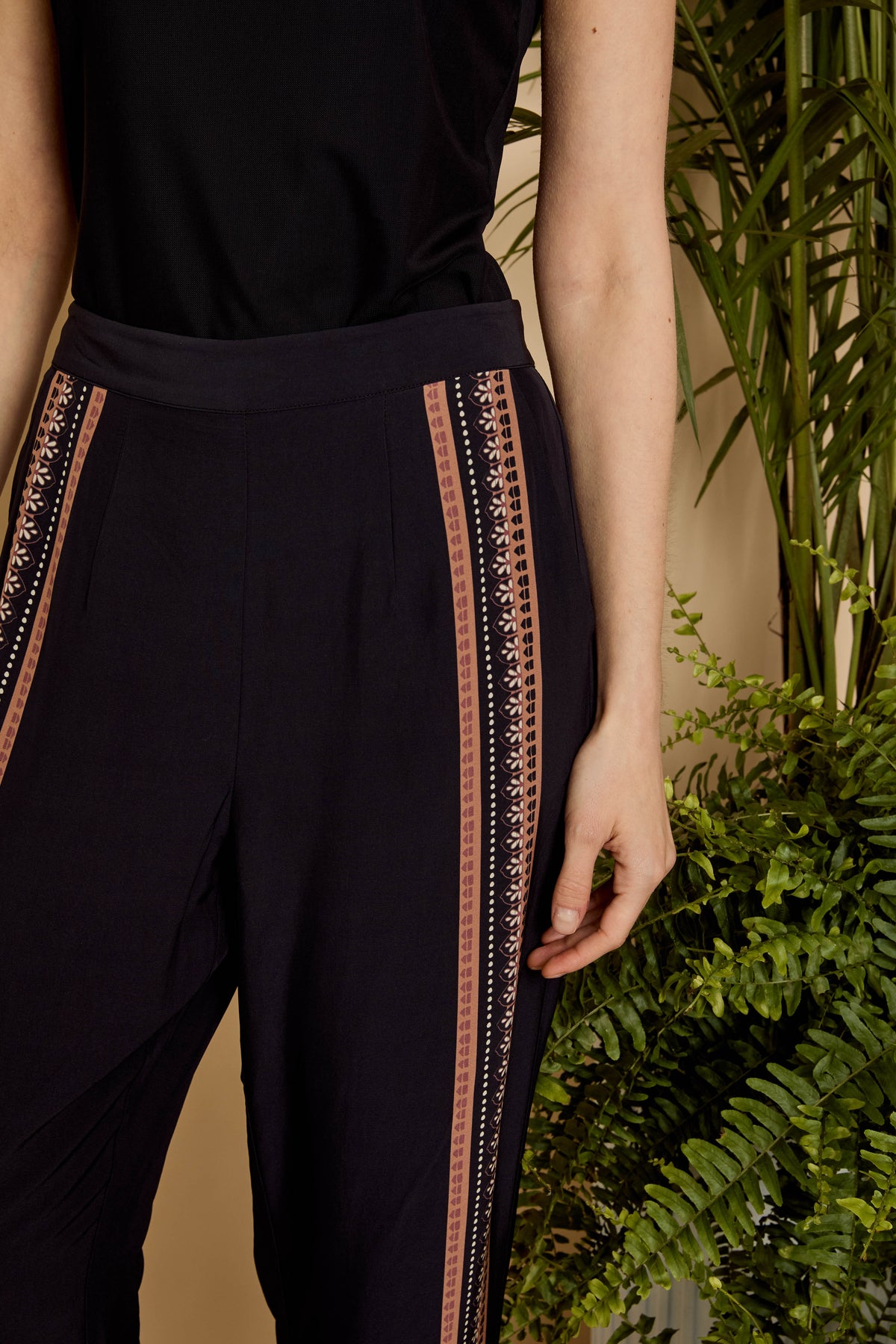 Max Pant in Crouching Cheetah Black