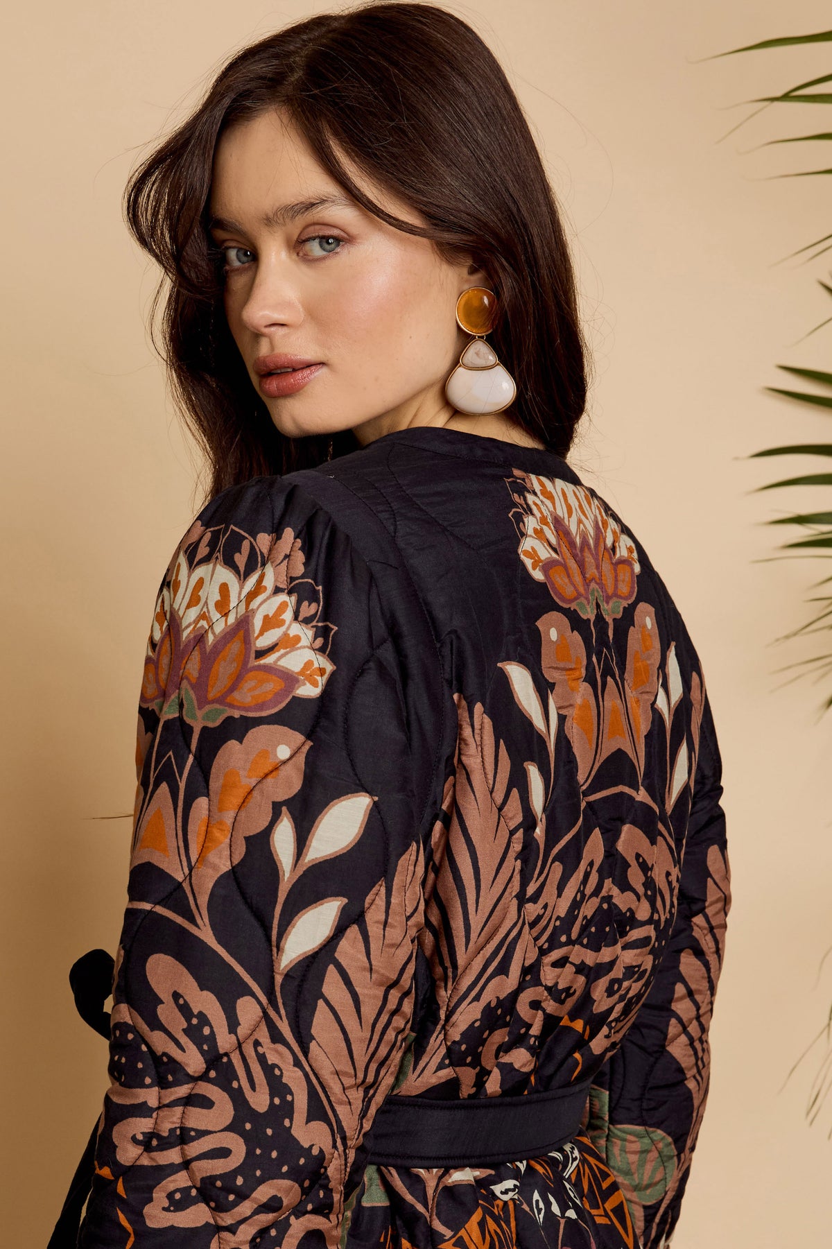 Ember Reversible Jacket in Crouching Cheetah Black