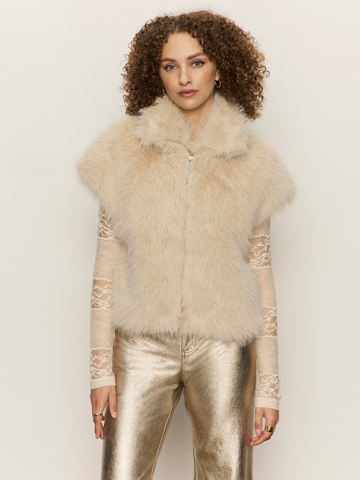 SILKY FUR VEST