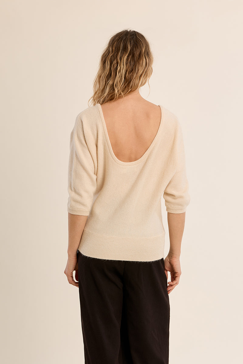 LADIES KNITTED SWEATER