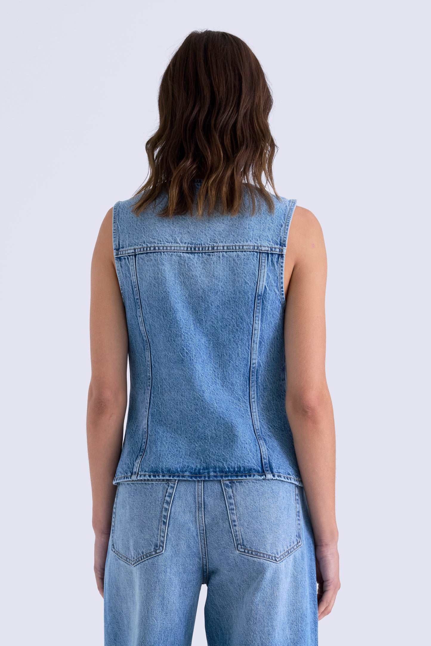 GIA VEST  FITTED COLLARLESS VEST