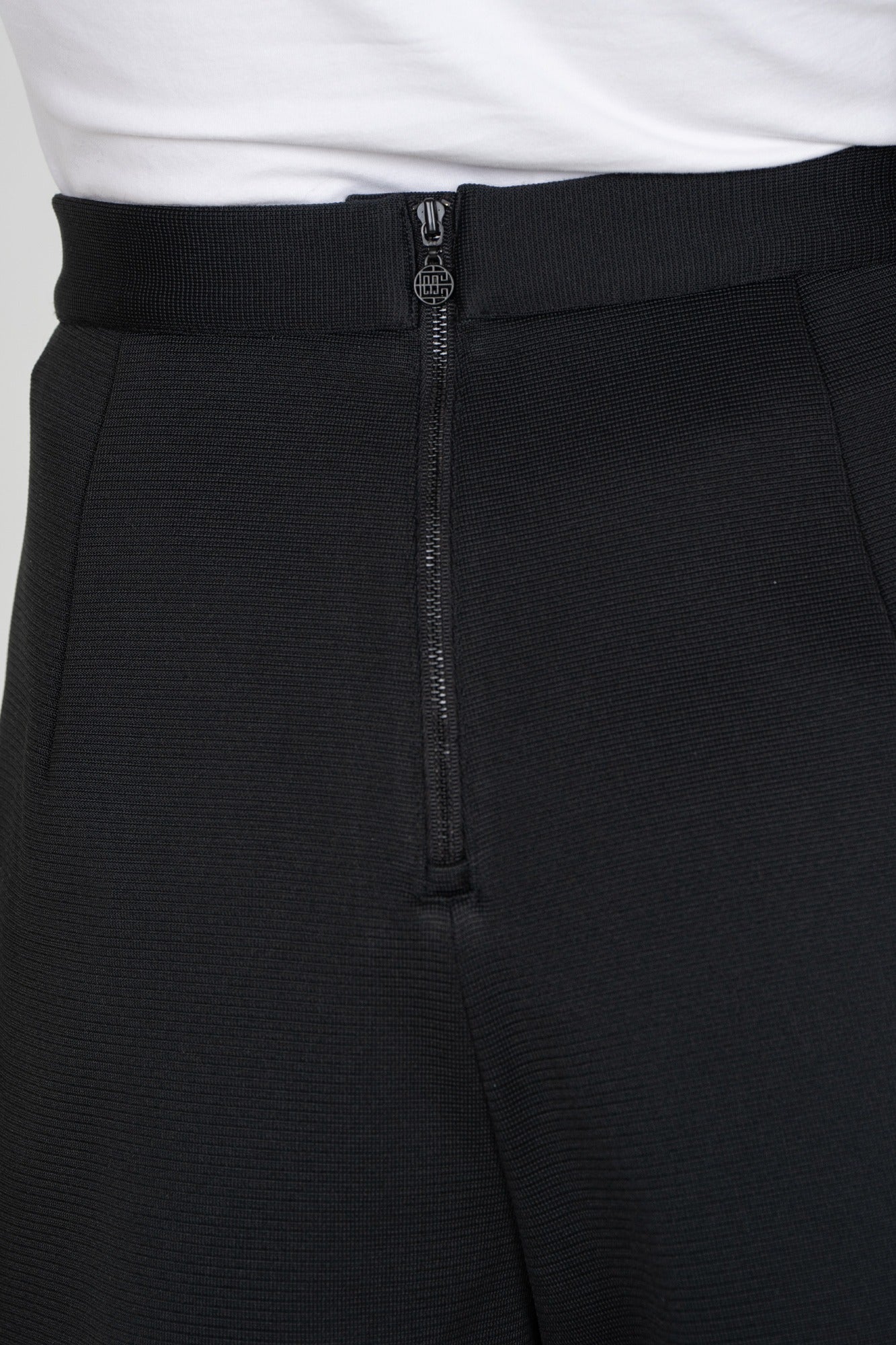 Tailored Short - Black