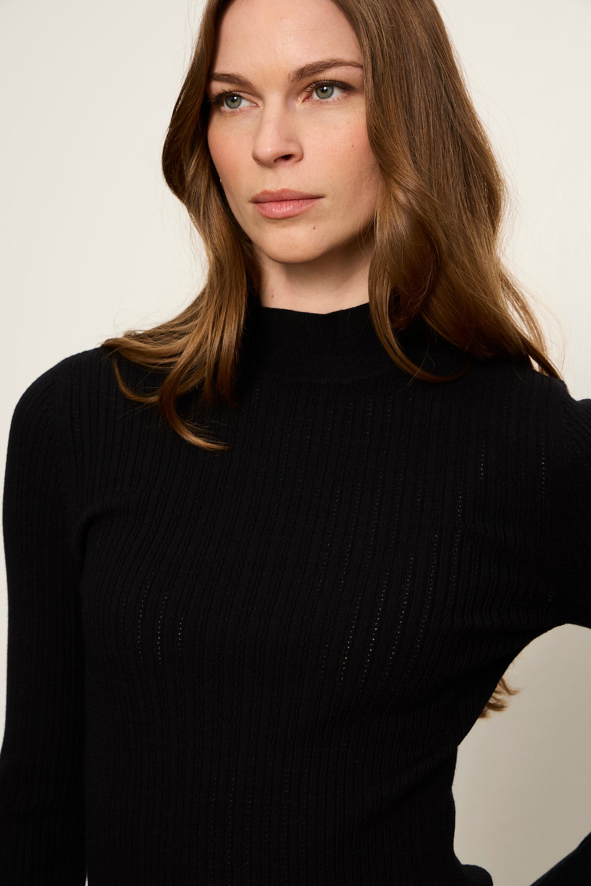 ESSENTIAL KNIT L/S TOP