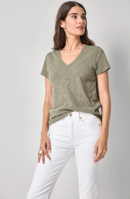 SHORT SLEEVE BACK SEAM V-NECK