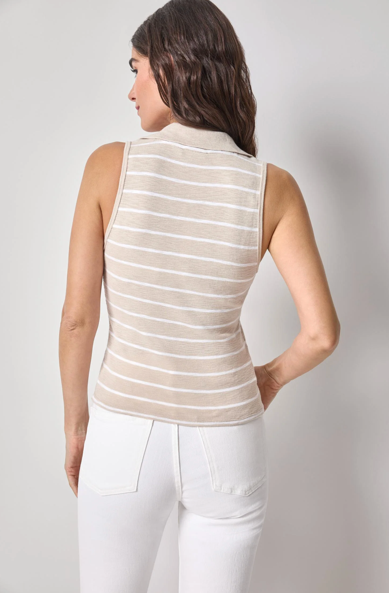 STRIPED SLEEVELESS COLLARED TOP