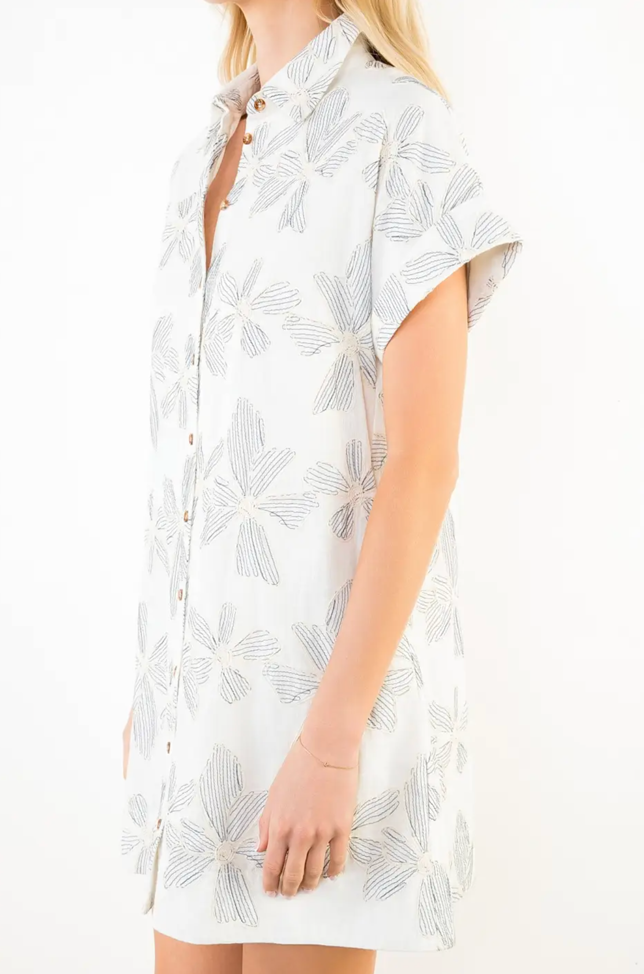 EMBROIDERY FLORAL SHORT SLEEVE DRESS