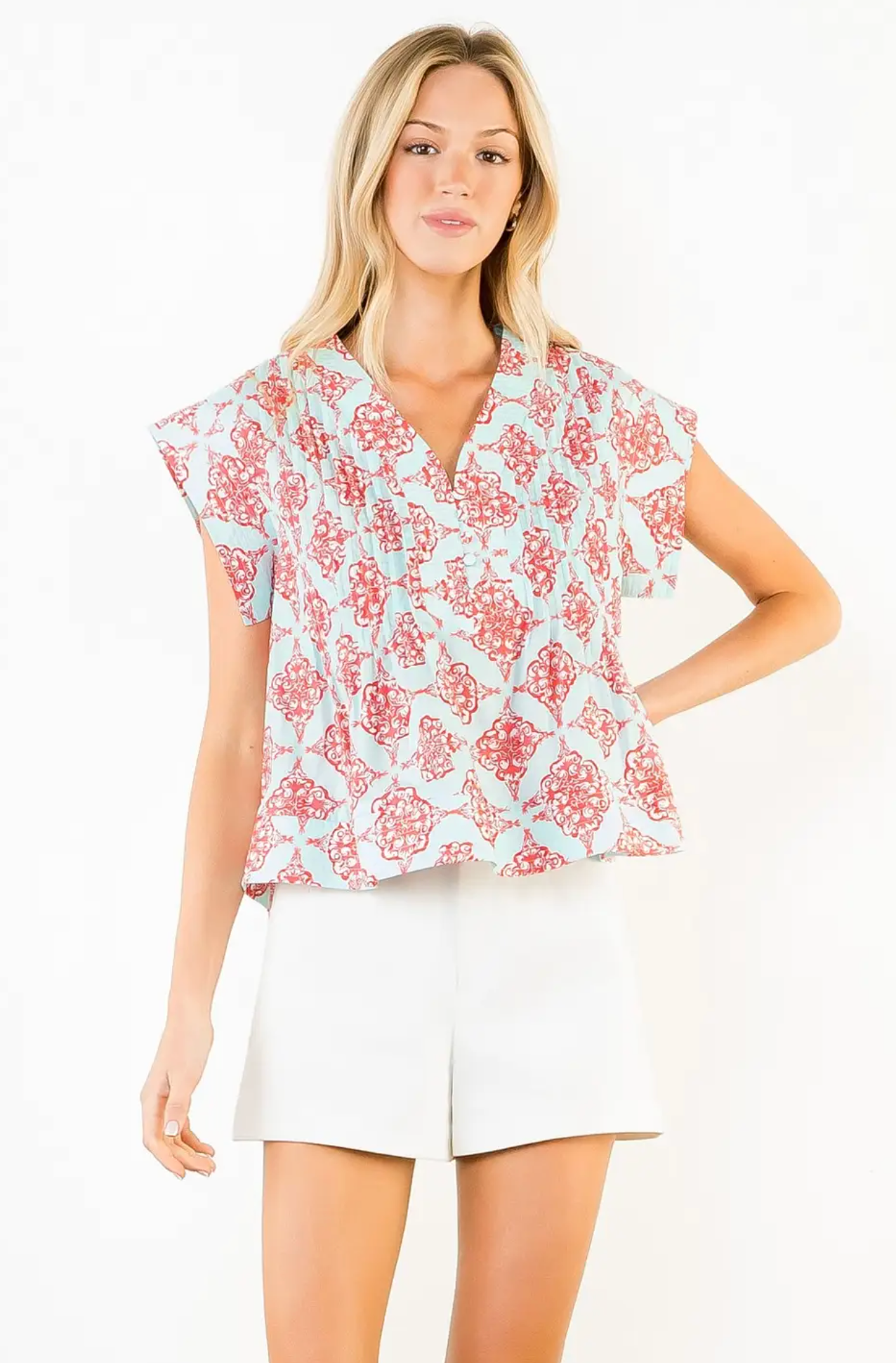 SHORT SLEEVE BUTTON FRONT PRINTED TOP