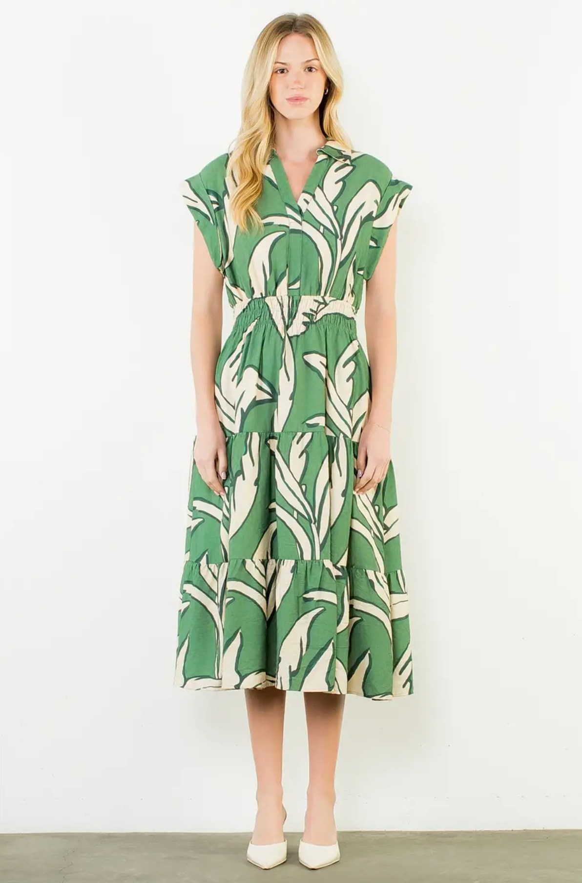V-NECK COLLARED PATTERN DRESS
