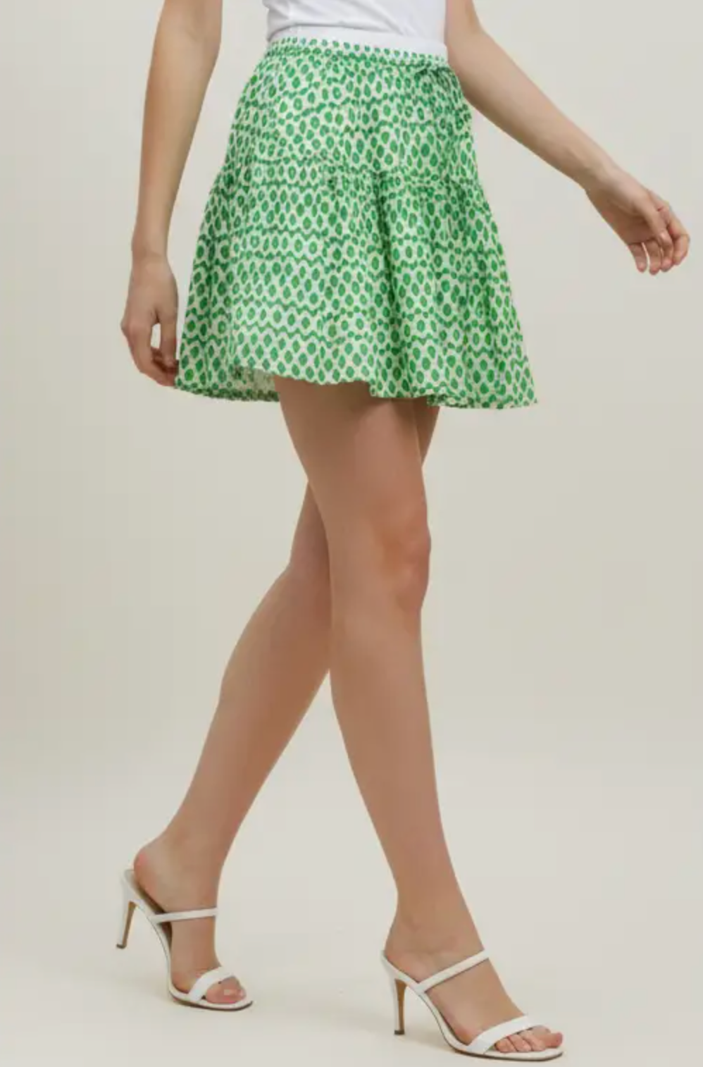 GEOMETRIC PRINT TIERED MINI SKIRT
