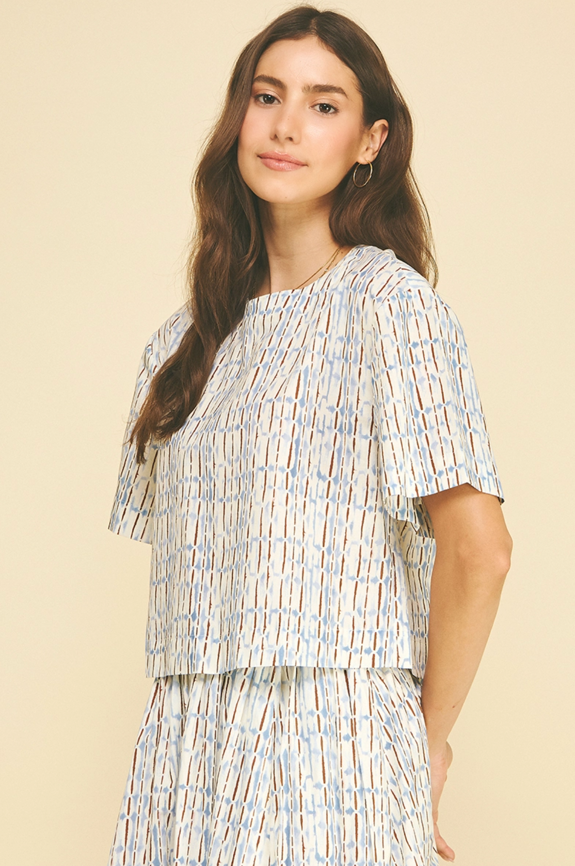 GEOMETRIC PRINT SHORT SLEEVE BLOUSE