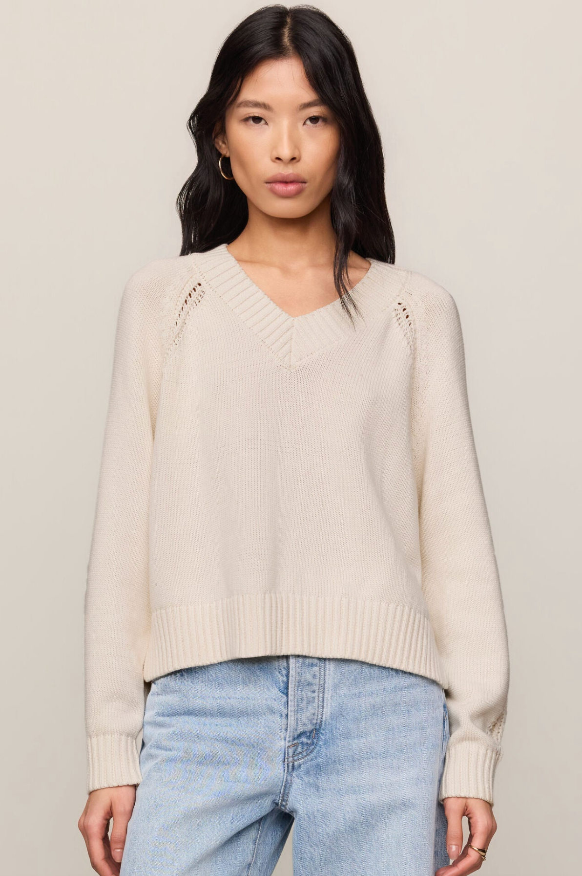 STRATTON V-NECK SWEATER