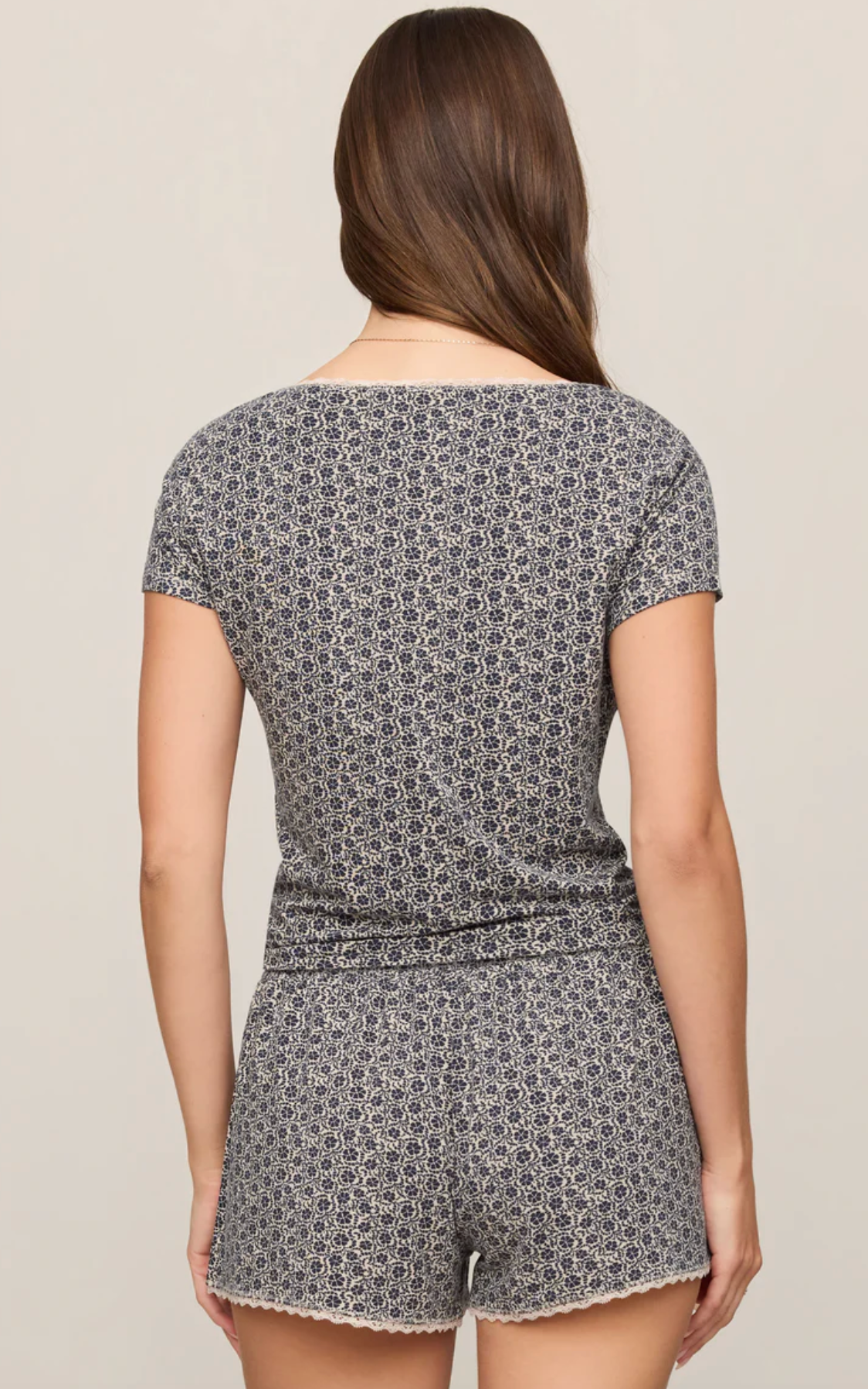 FLORAL LACE TRIM SHORT SLEEVE TOP