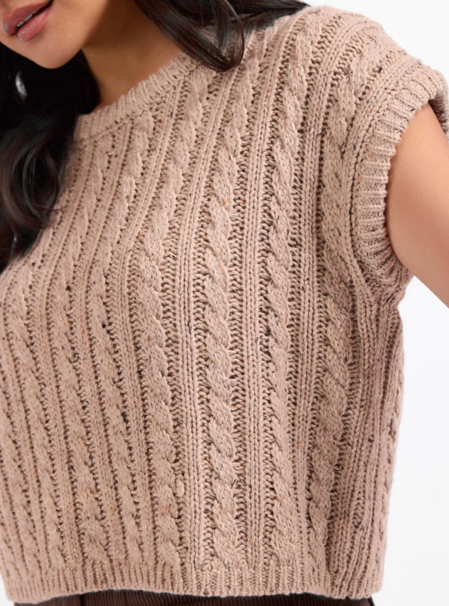 EFFORTLESS CABLE KNIT SWEATER TANK