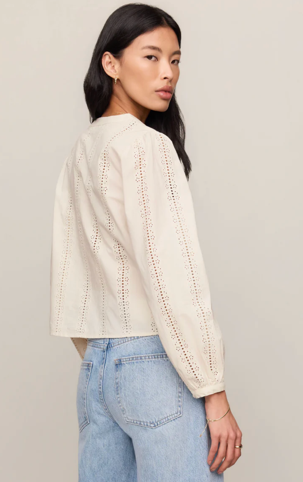 LOUELLA EMBROIDERED BUTTON UP TOP