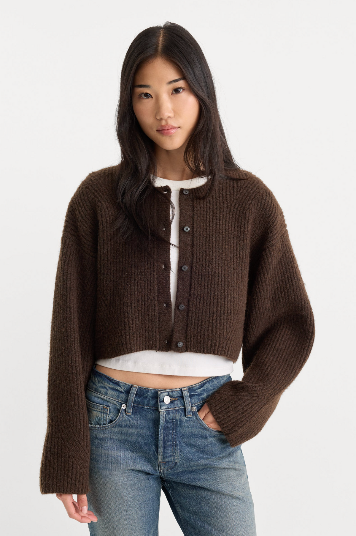 THE CHUNKY KNIT CARDIGAN