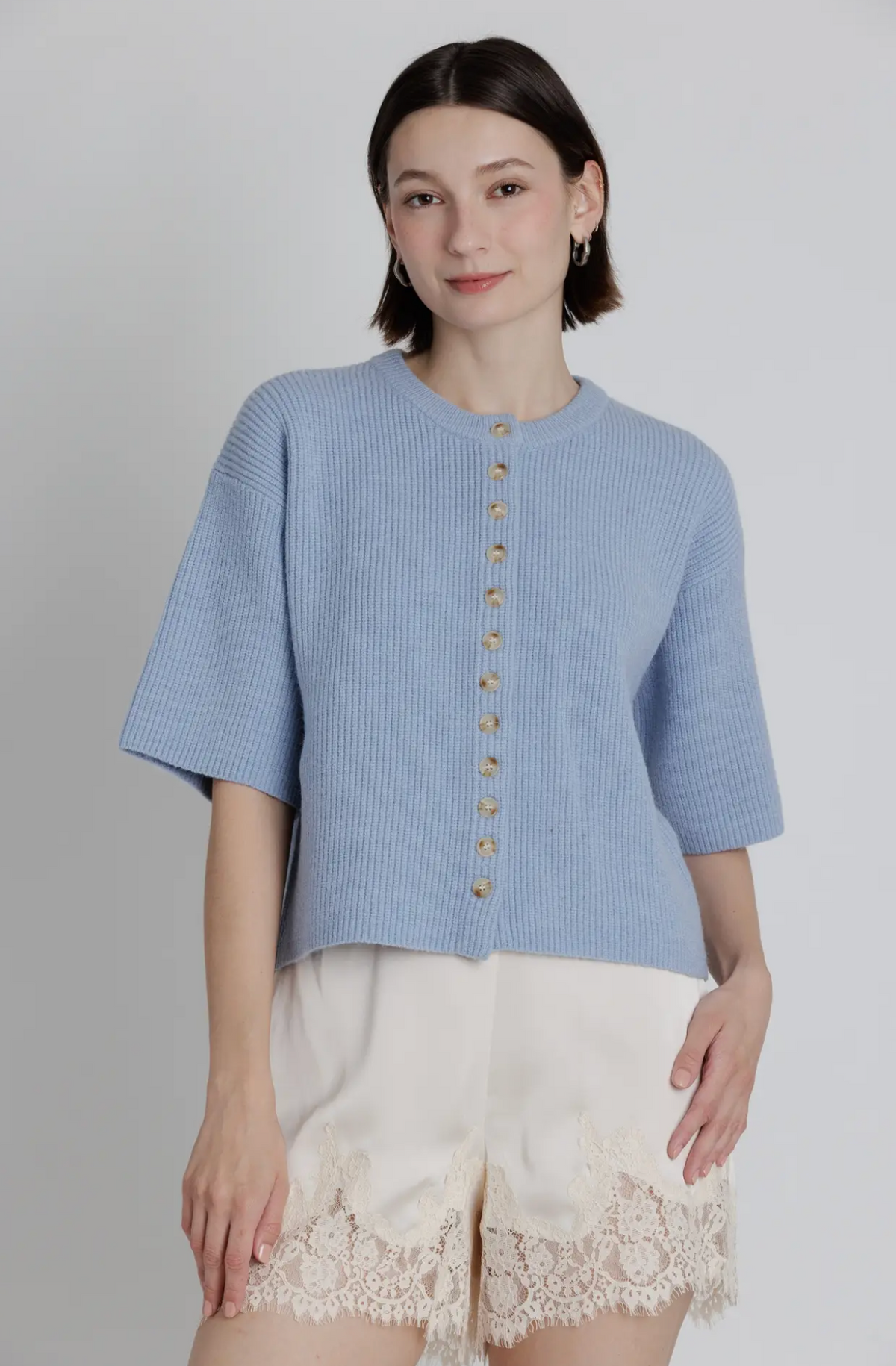 SHORT SLEEVE KNIT CARDIGAN