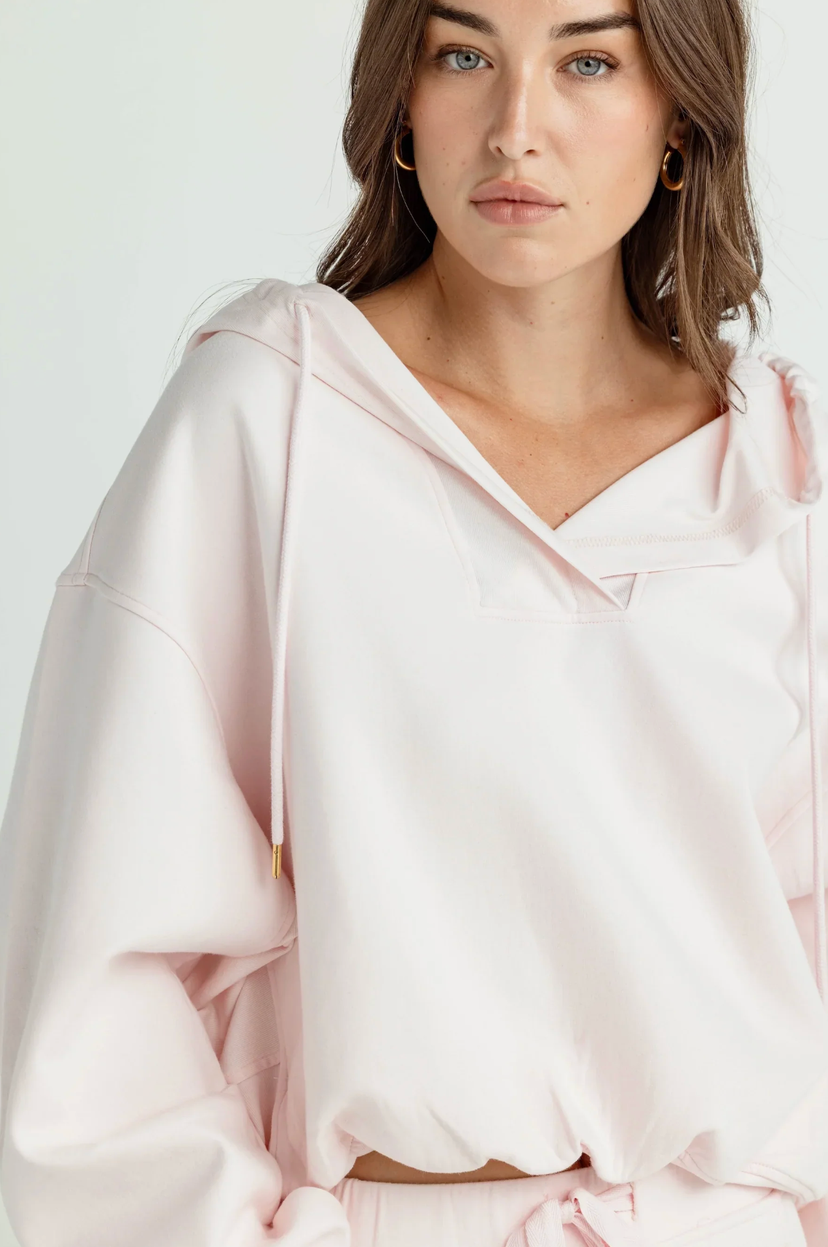WINDSOR HOODIE