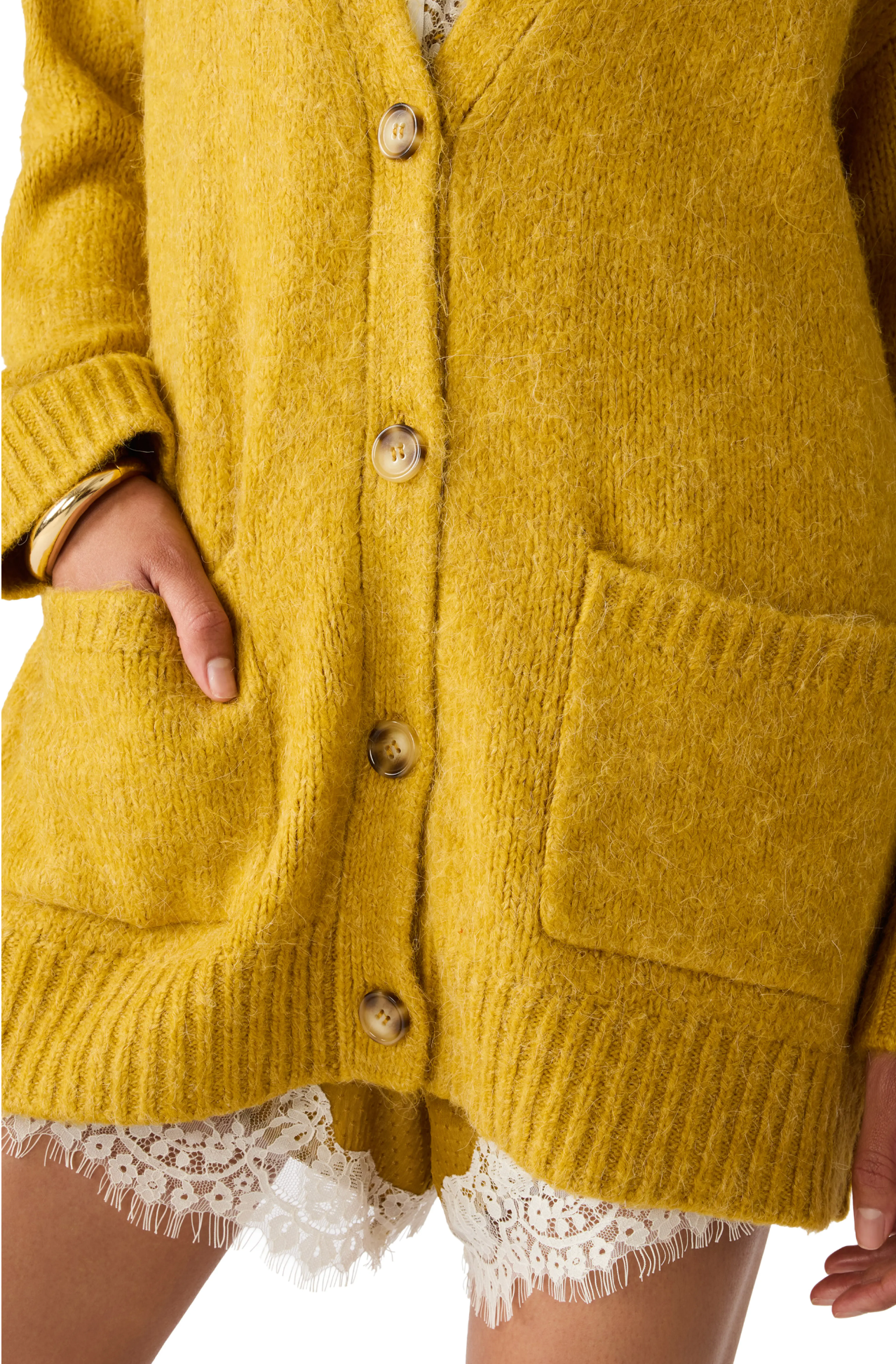 FINLEY SWEATER