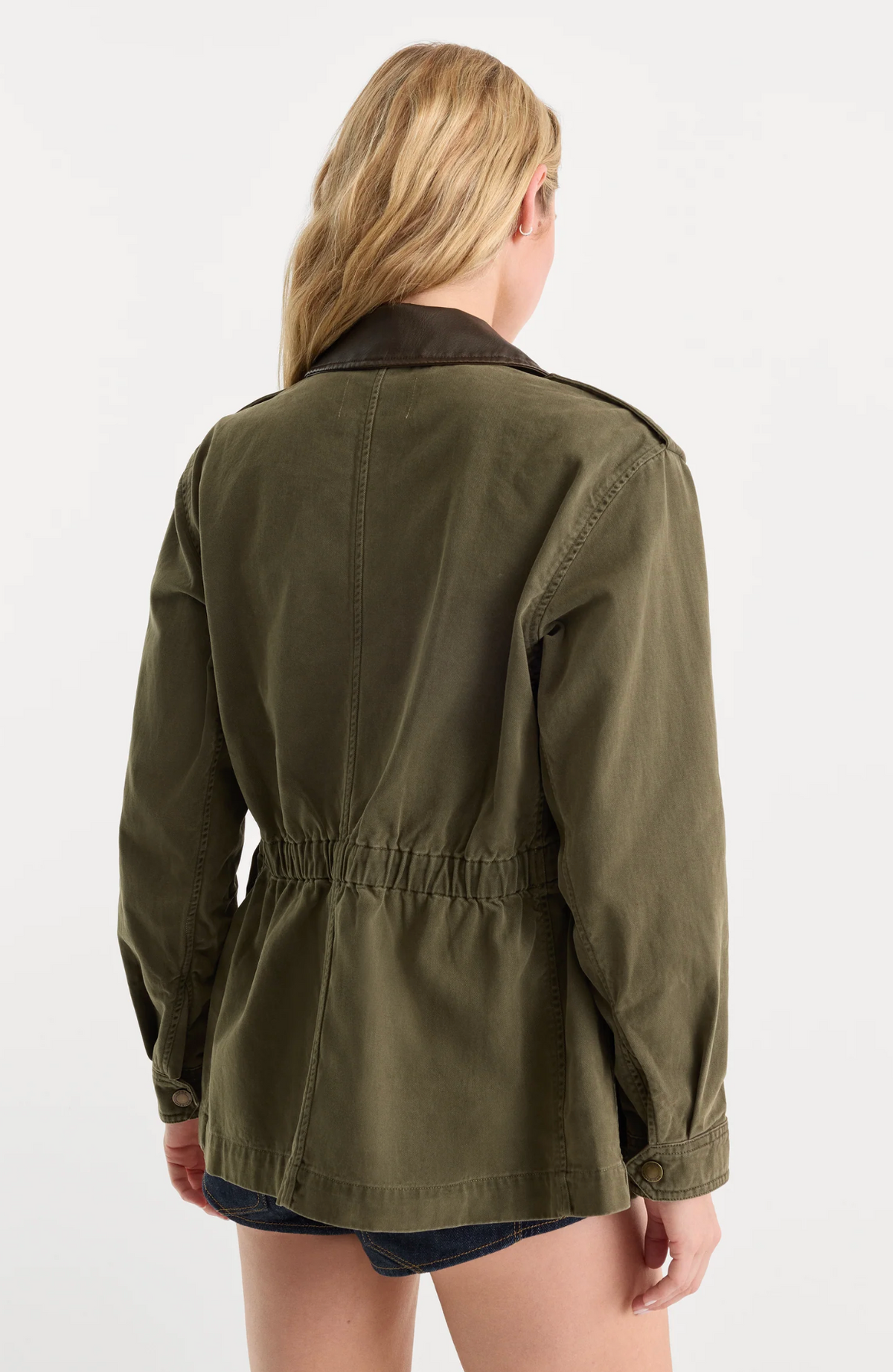 THE FIELD JACKET