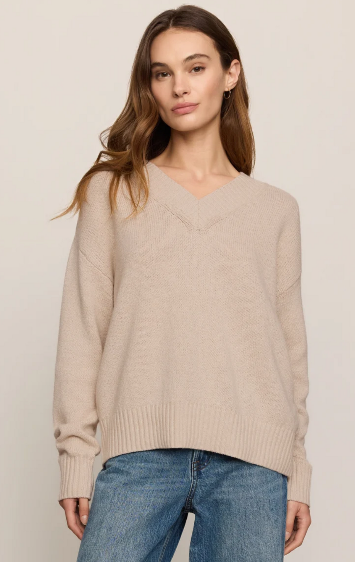 CLOUD SPUN V-NECK SWEATER