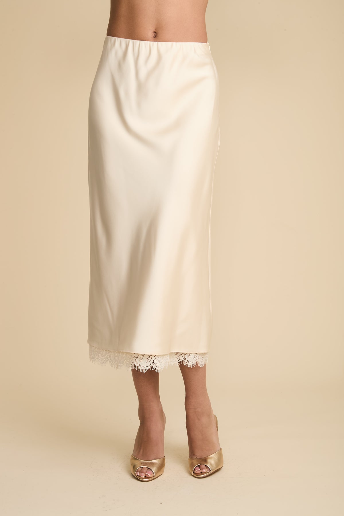 WINTER WHITE