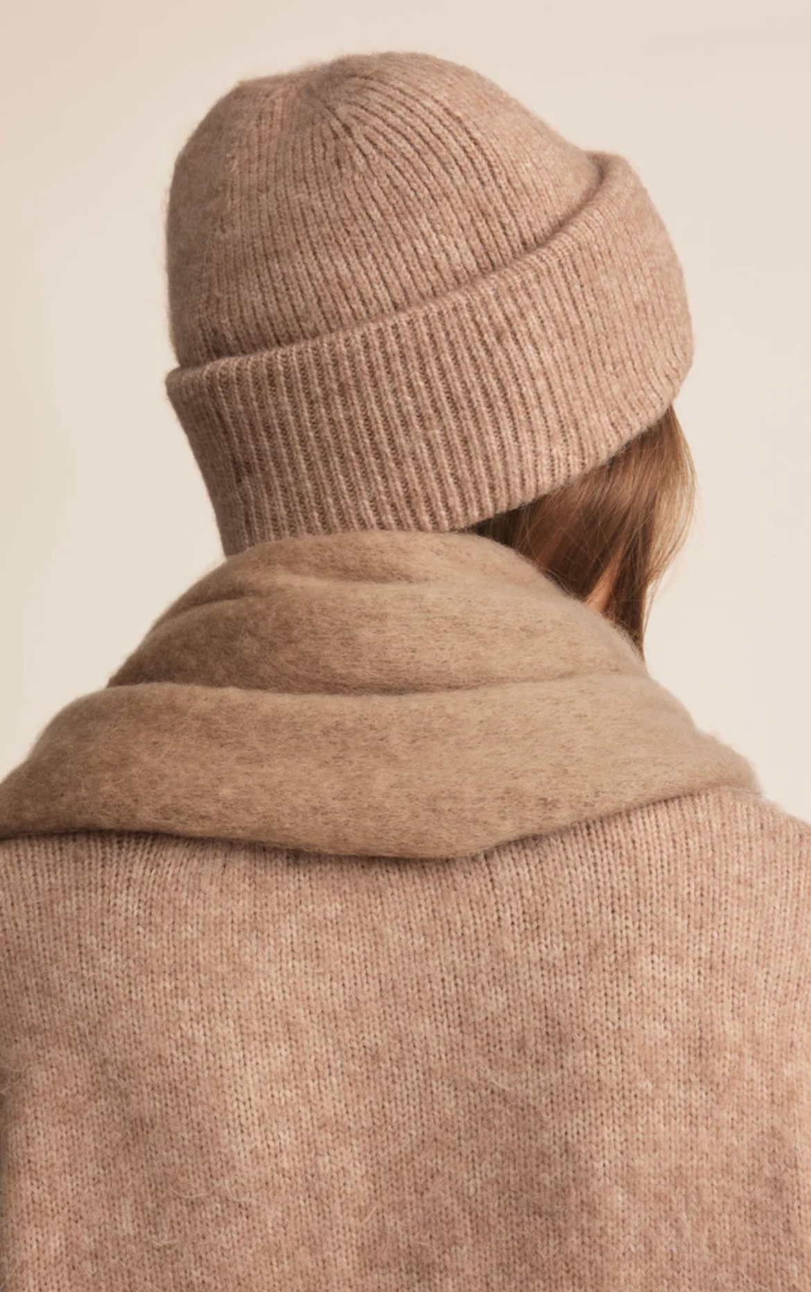 SHOW ME THE WAY SCARF
