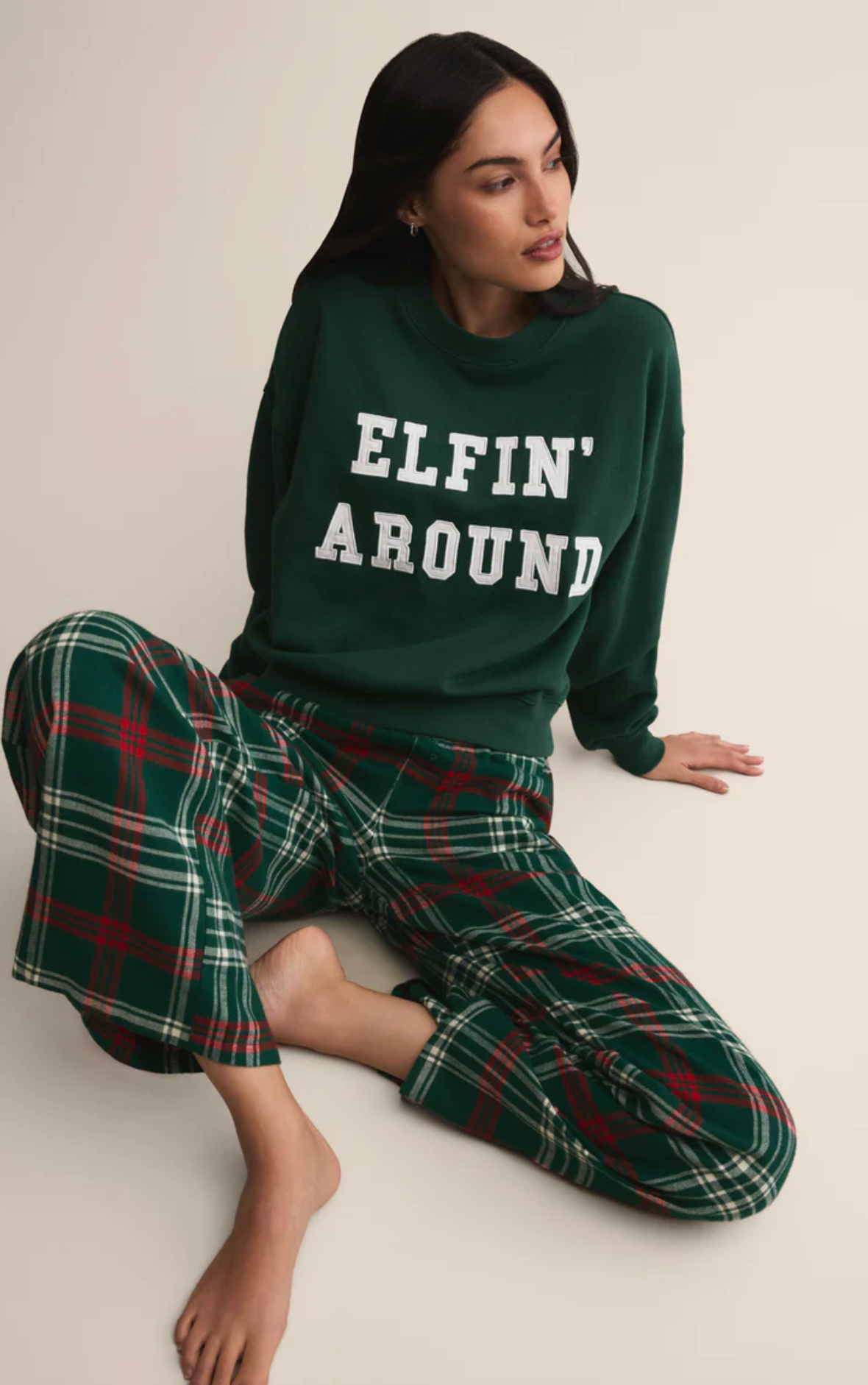FESTIVE HOLIDAY SWEATSHIRT