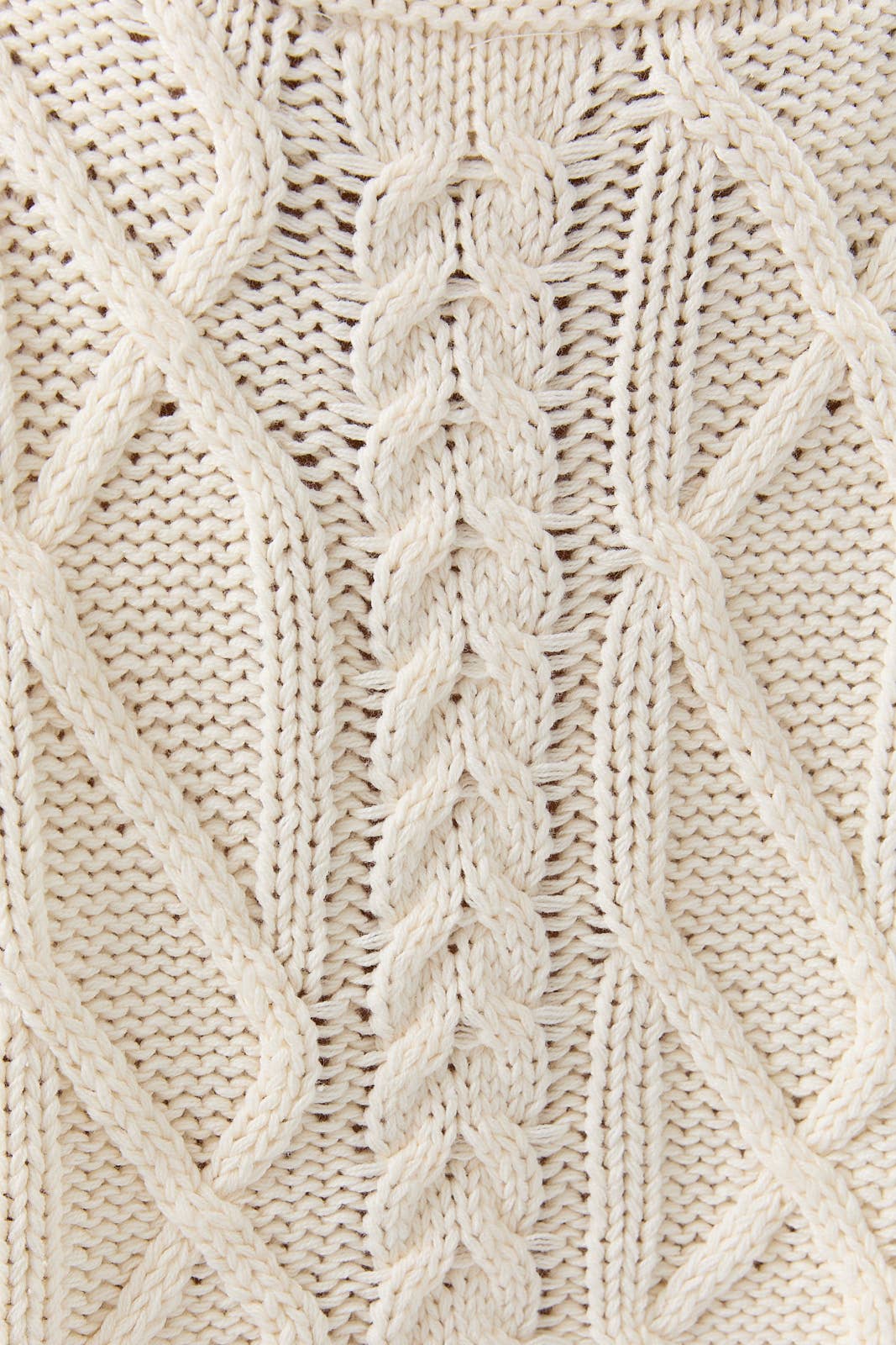 ROUND NECK SHORT SLEEVE KNIT SWEATER TOP