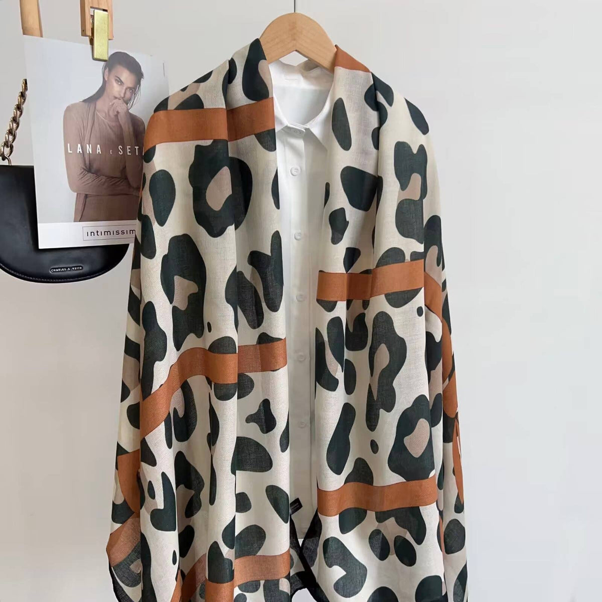 Brown Scarf – Leopard Collection