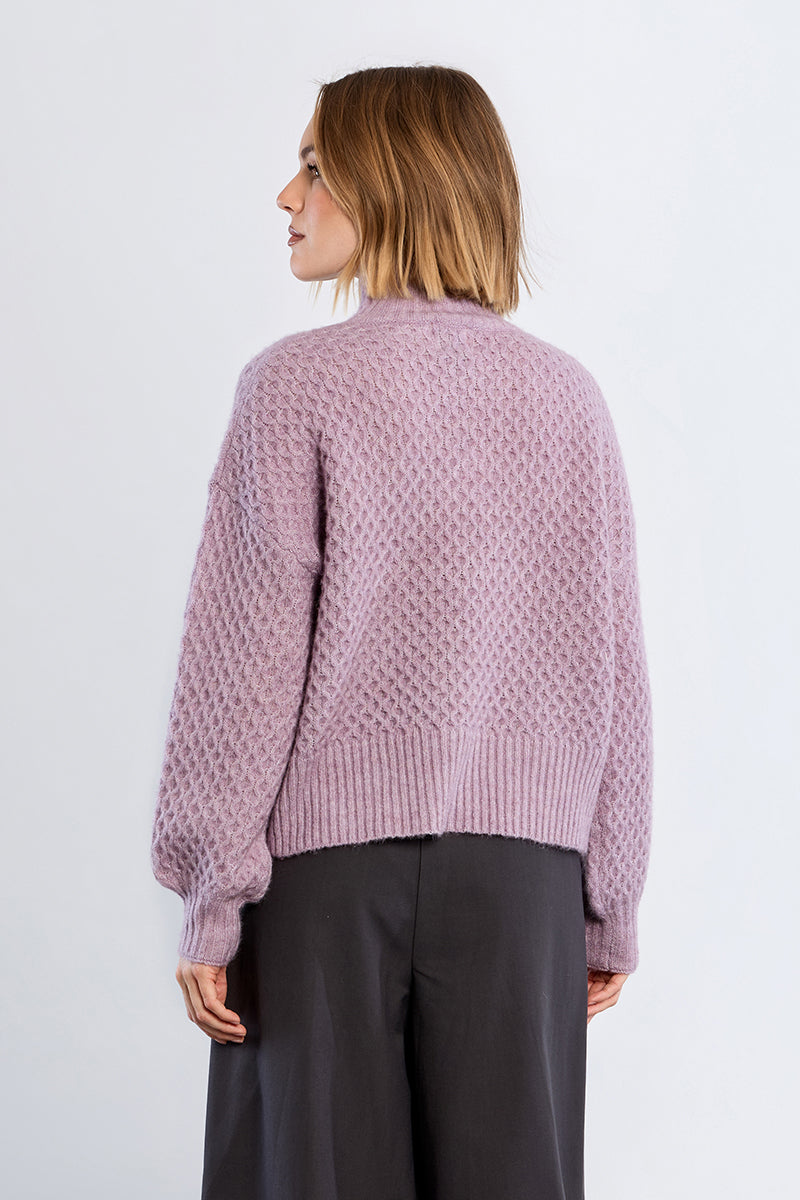YOUNG LADIES KNITTED SWEATER